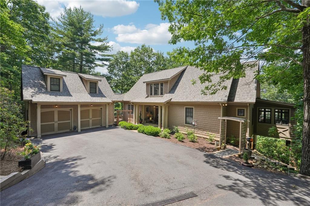 Big Canoe, Georgia, 30143, United States, 4 Bedrooms Bedrooms, ,6 BathroomsBathrooms,Residential,For Sale,1974564