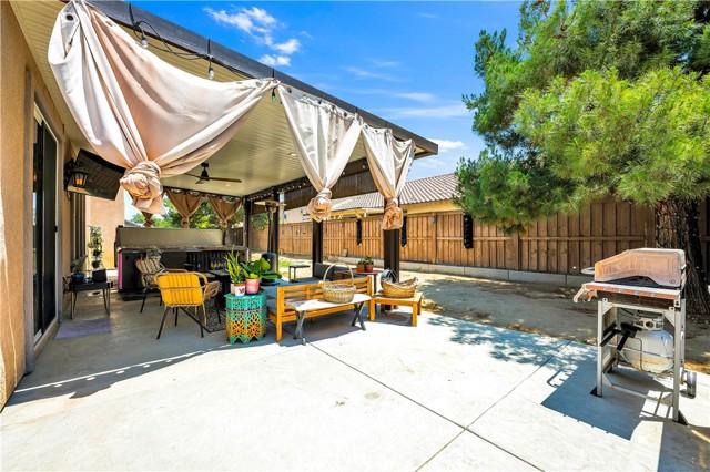 HEMET, California, 92545, United States, 4 Bedrooms Bedrooms, ,3 BathroomsBathrooms,Residential,For Sale,1826972
