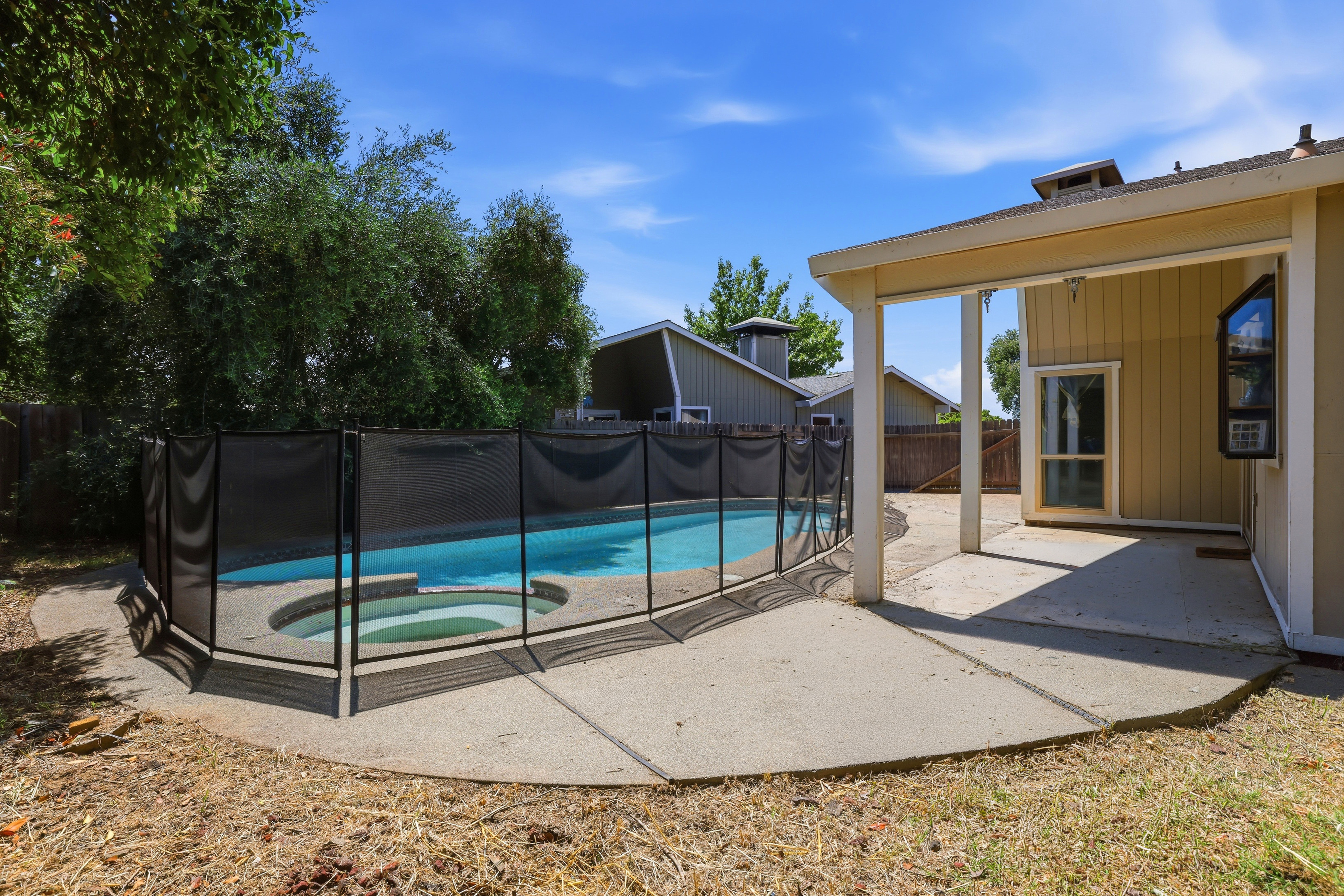  8238 Ferncreek Court, Citrus Heights, CA 95621 - 物件實景