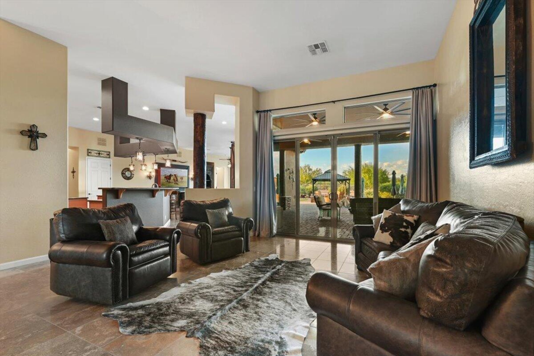  16348 E Calle de los Flores Dr  Scottsdale, AZ - 物件實景