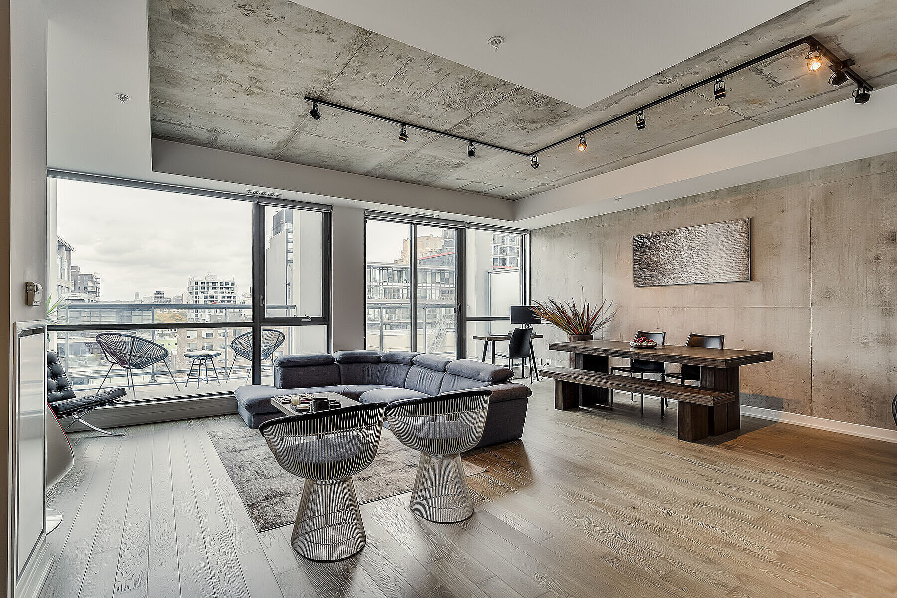  Sophisticated and Spacious - 物件實景