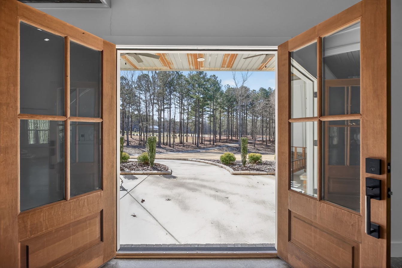 Carrollton, Georgia, 30117, United States, 4 Bedrooms Bedrooms, ,5 BathroomsBathrooms,Residential,For Sale,2015350