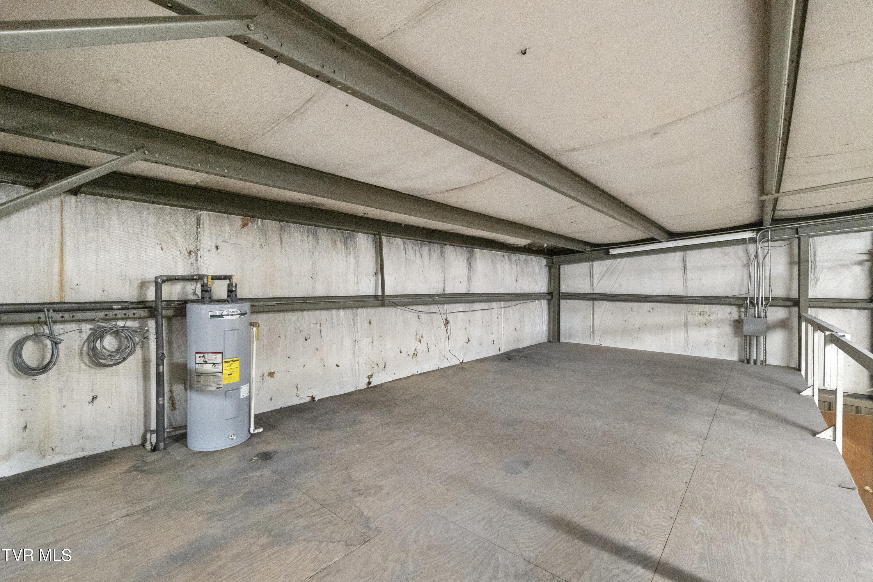 Greeneville, Tennessee, 37743, United States, 3 Bedrooms Bedrooms, ,2 BathroomsBathrooms,Residential,For Sale,1990242