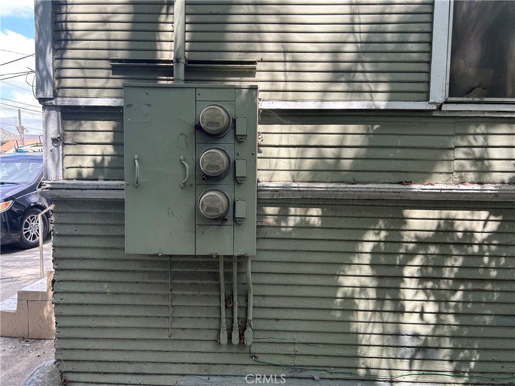 Los Angeles, California, 90011, United States, ,Residential,For Sale,1993892