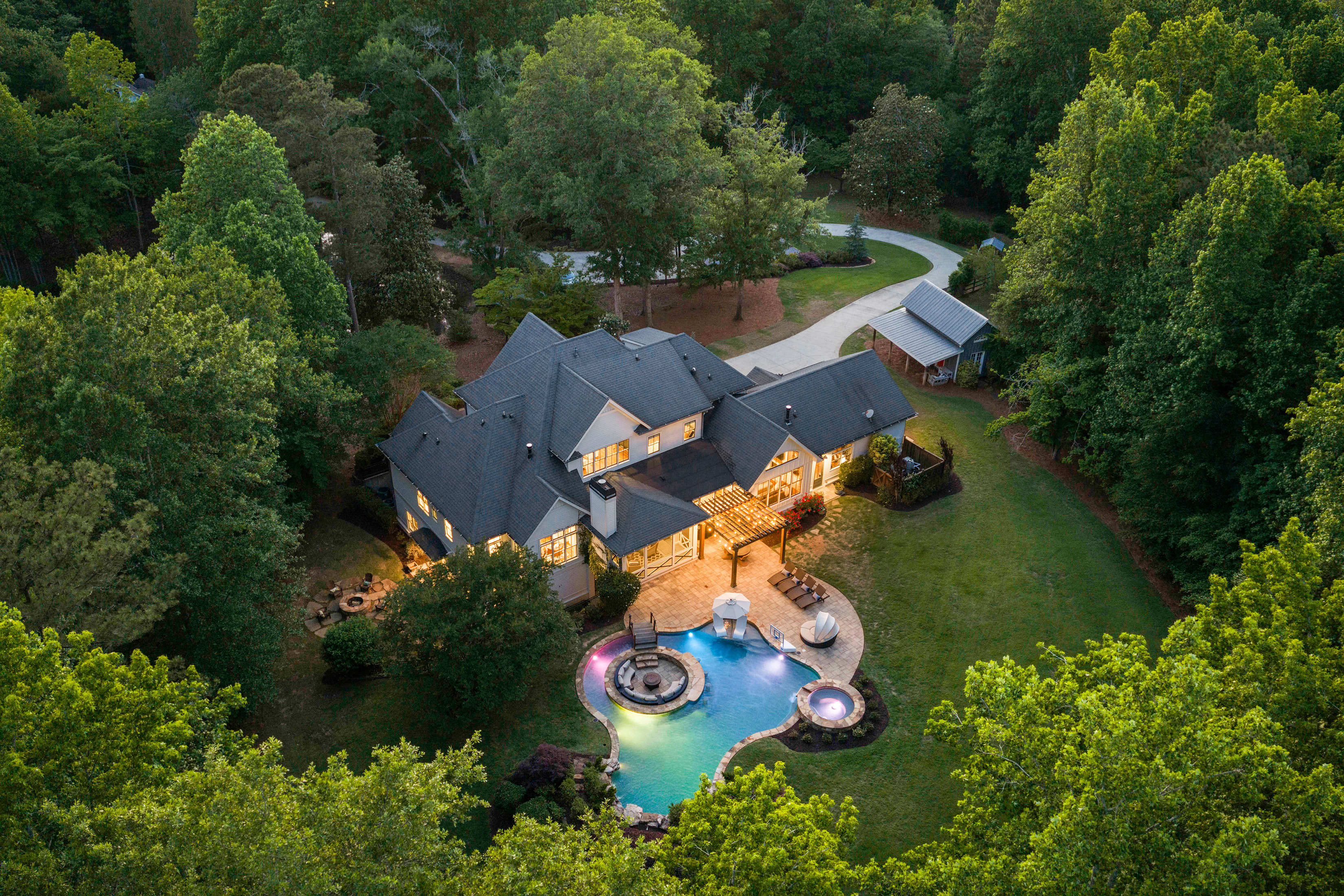  Set On More Than 10± Remarkably Private Acres Between Roswell And Milton - 物件實景