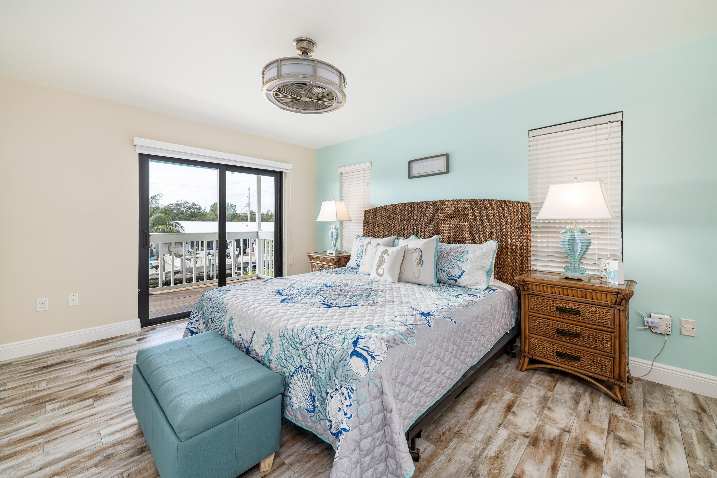 MARATHON, Florida, 33050, United States, 2 Bedrooms Bedrooms, ,2 BathroomsBathrooms,Residential,For Sale,1988223