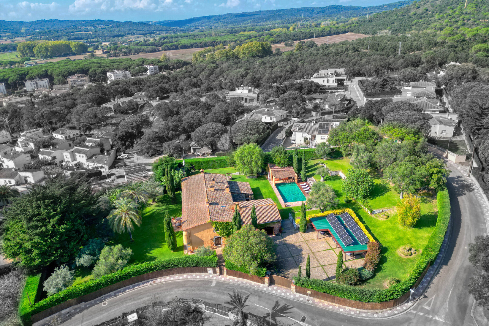  16th century farmhouse restored with charm and modernity in Santa Cristina d