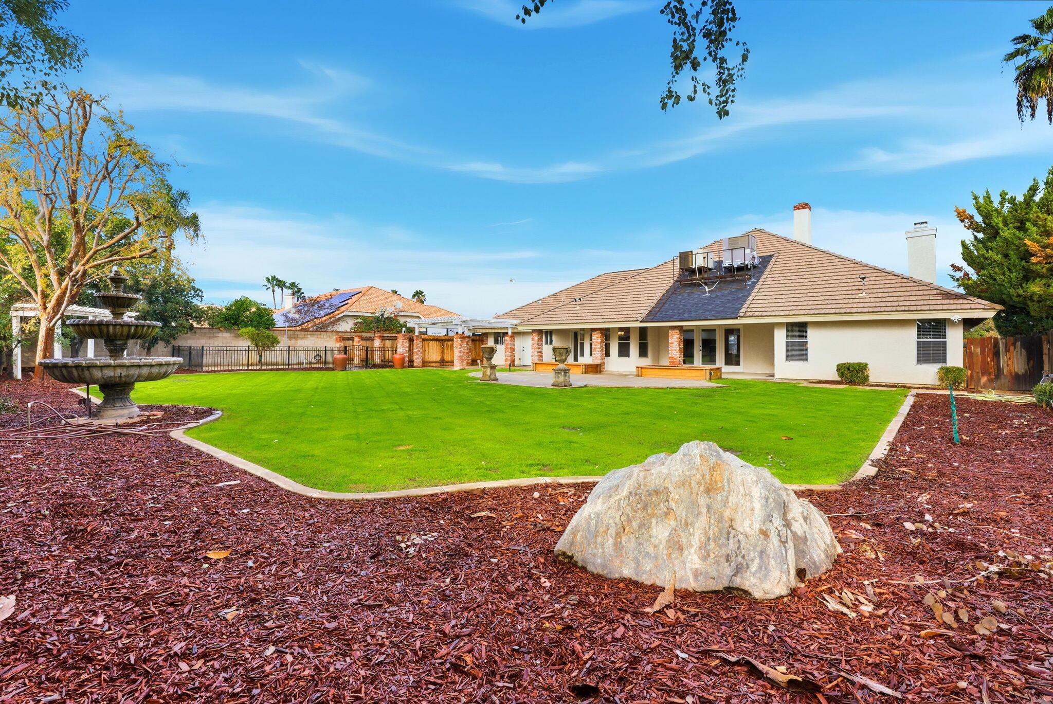 Bakersfield, California, 93314, United States, 4 Bedrooms Bedrooms, ,3 BathroomsBathrooms,Residential,For Sale,1996652