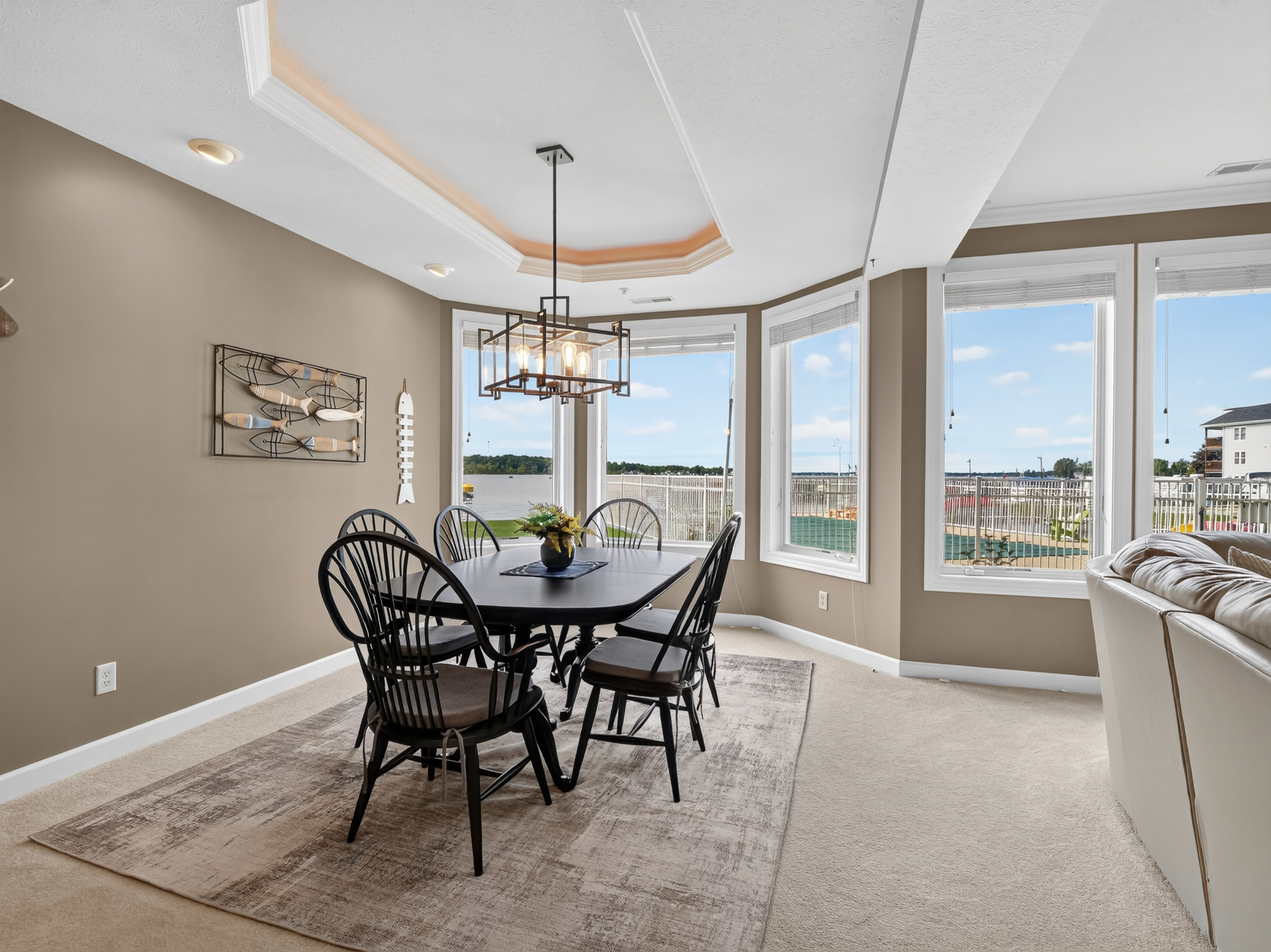  Ground Floor Condo with Sunset Lake Views - 物件實景