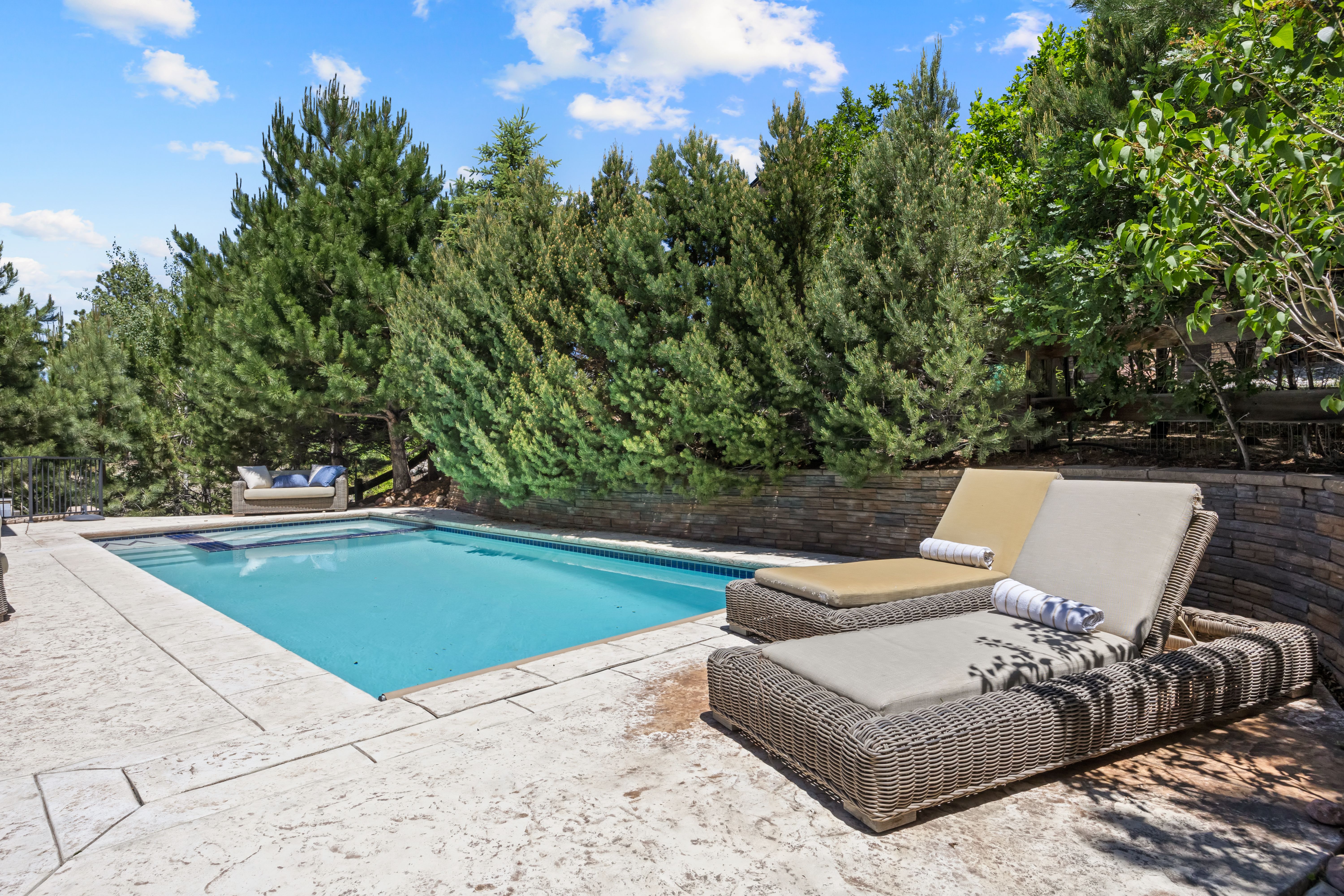  Outdoor Oasis Delivers an Unparalleled Lifestyle - 物件實景