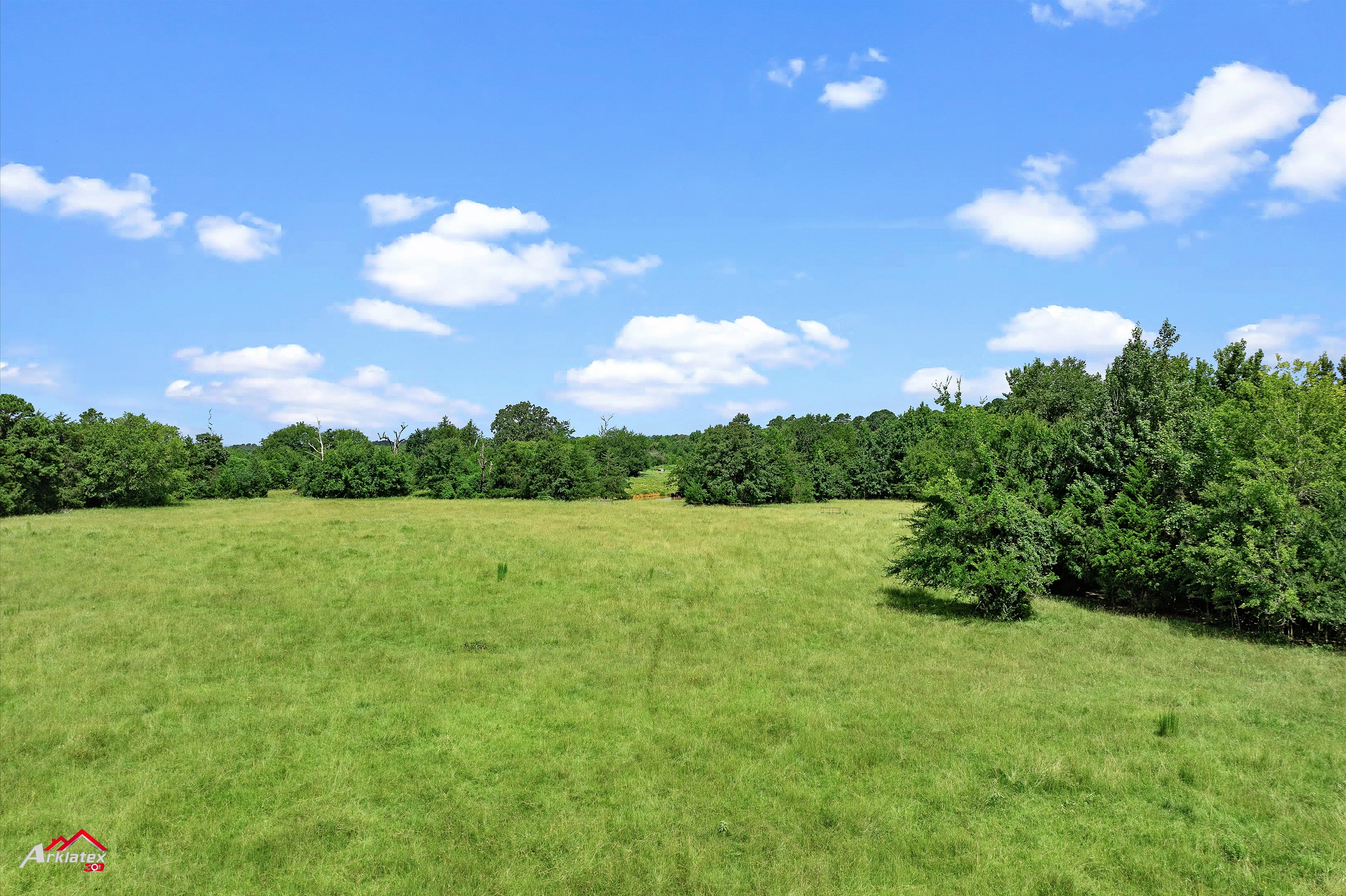 Henderson, Texas, 75652, United States, ,Residential,For Sale,1895281