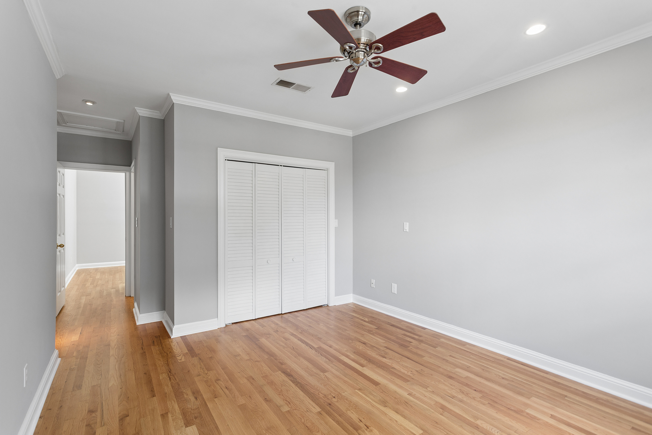  Spacious Midtown Condo with a Rooftop Patio, Storage Unit, and Bonus Room - 物件實景