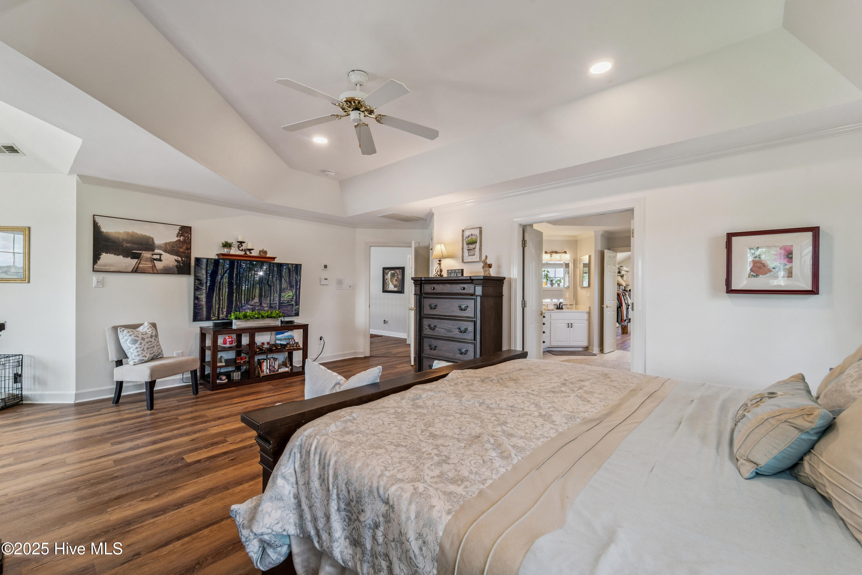 New Bern, North Carolina, 28560, United States, 4 Bedrooms Bedrooms, ,3 BathroomsBathrooms,Residential,For Sale,1907556