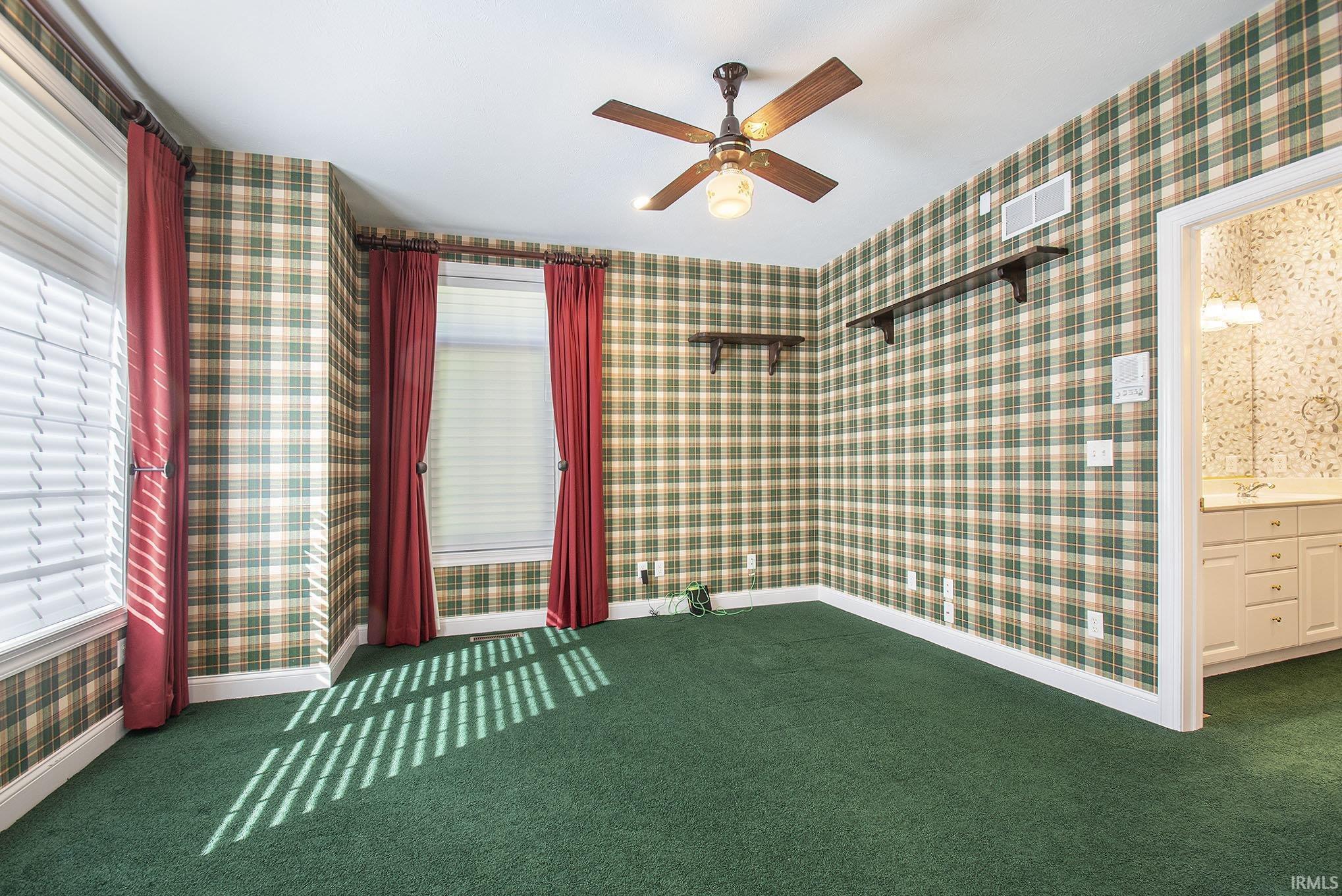 Middlebury, Indiana, 46540, United States, 4 Bedrooms Bedrooms, ,5 BathroomsBathrooms,Residential,For Sale,1943878