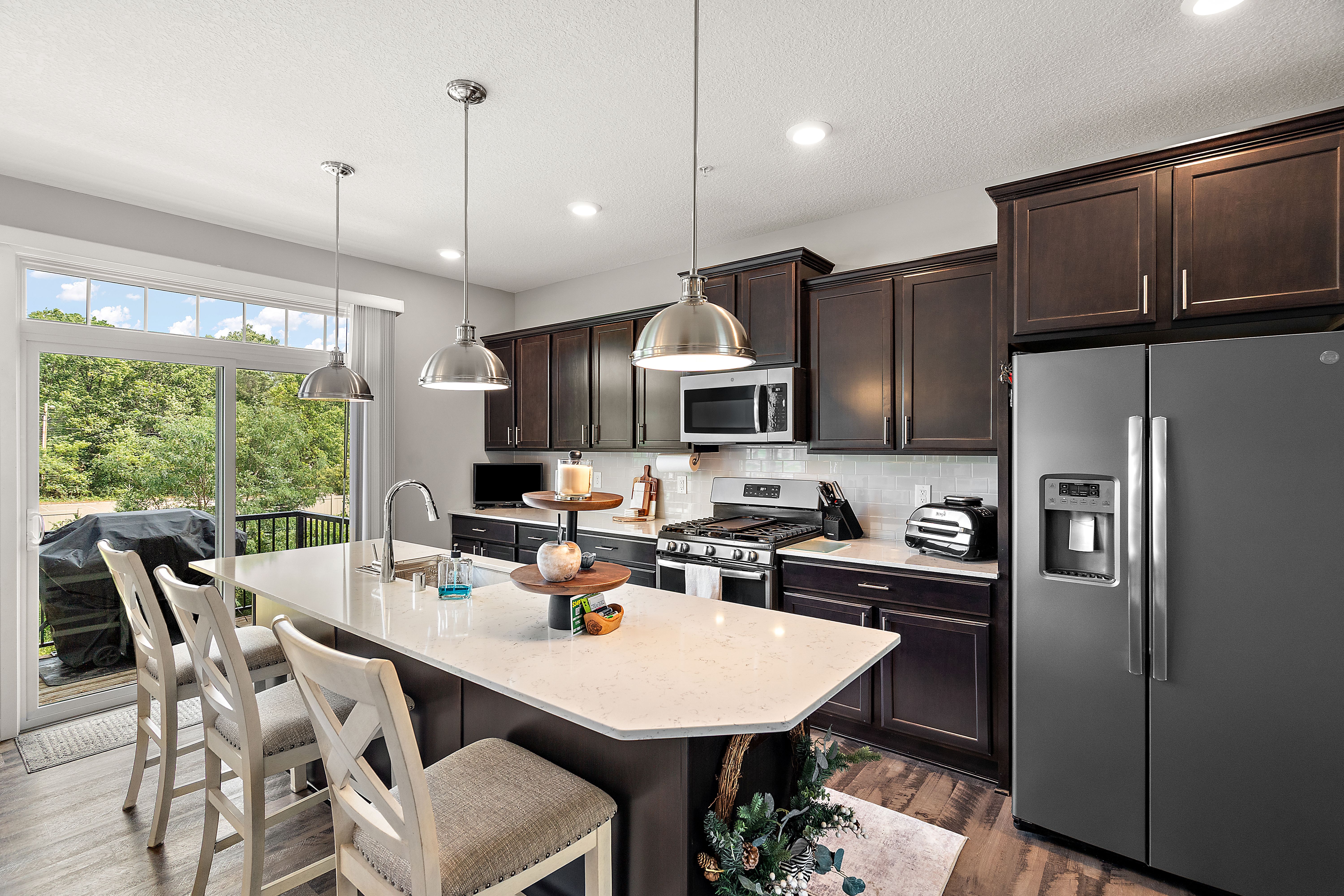  Sophisticated Townhome in Coveted Downtown Anoka - 物件實景
