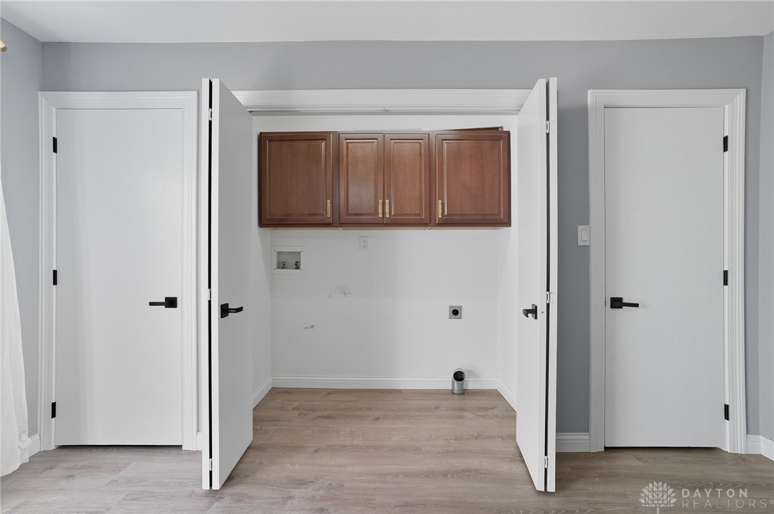 Brookville, Ohio, 45309, United States, 3 Bedrooms Bedrooms, ,4 BathroomsBathrooms,Residential,For Sale,1995742