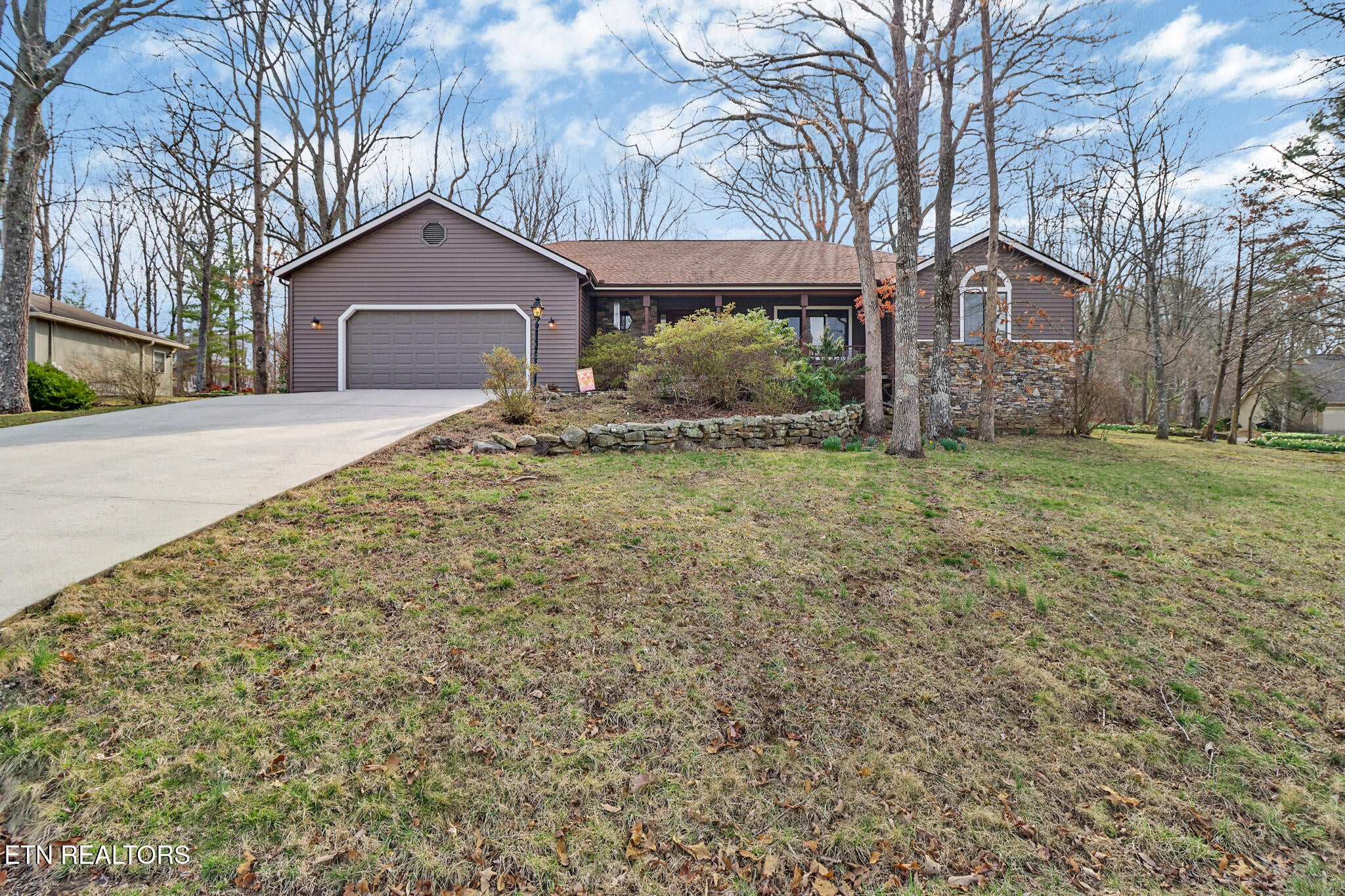 Kingsboro Ln, Crossville, TN 38558