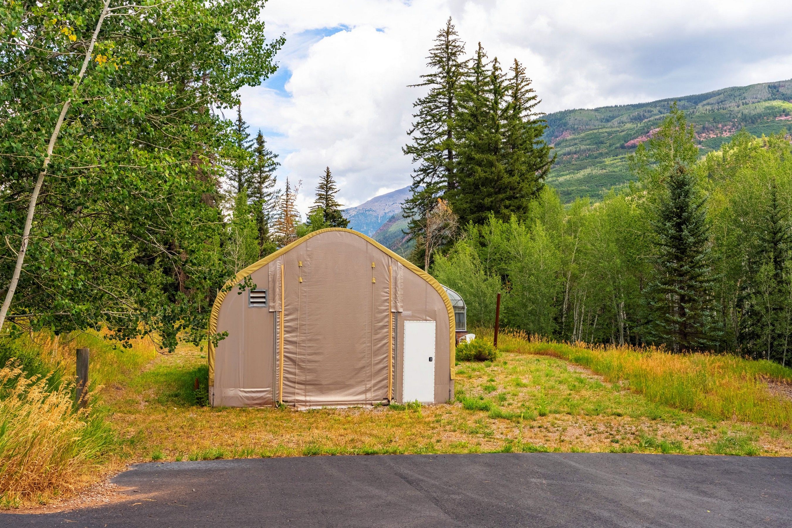  Private Mountain Escape on 32 Acres Near Redstone - 物件實景