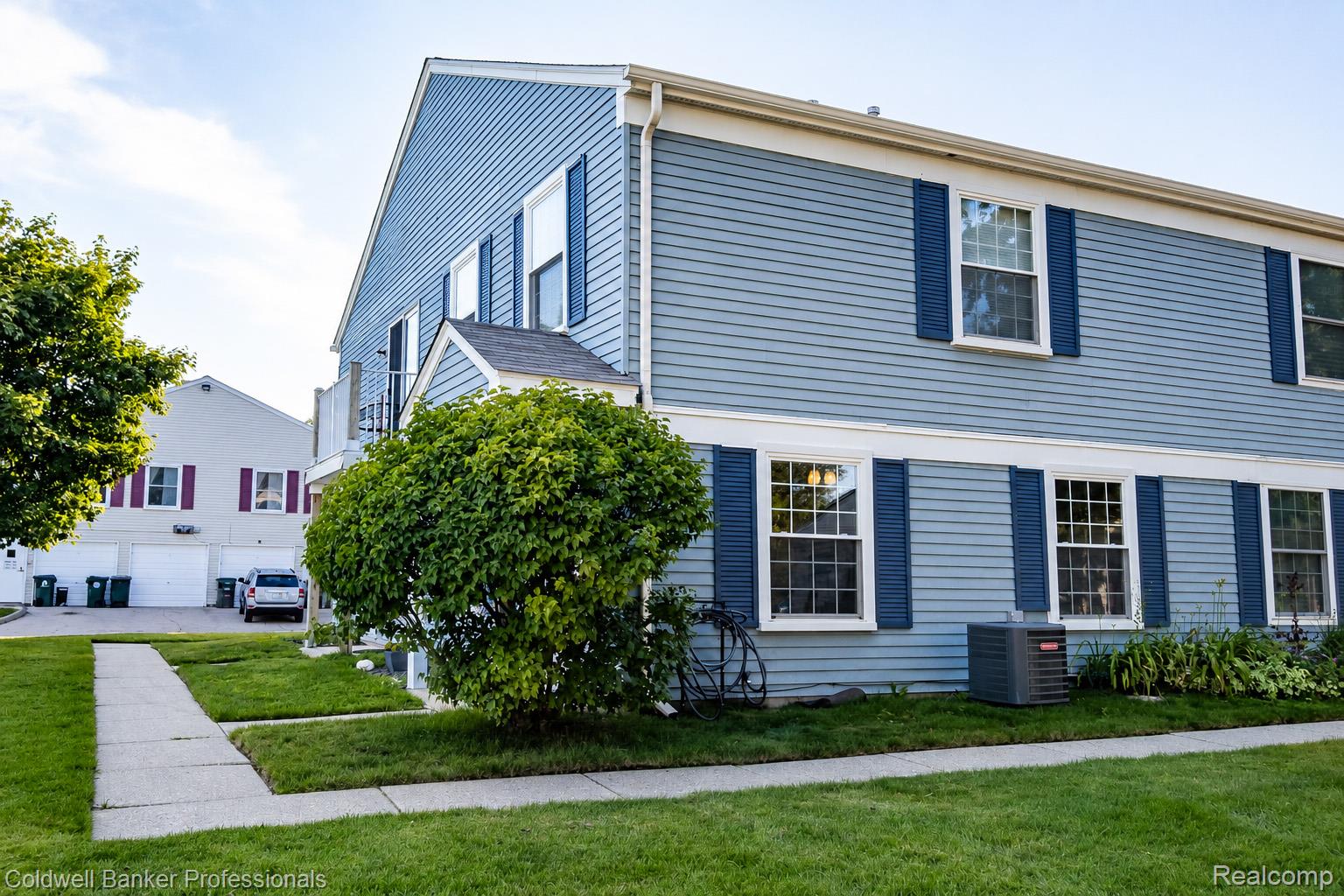 Beechtree Ct, Lake Orion, MI 48360 #1