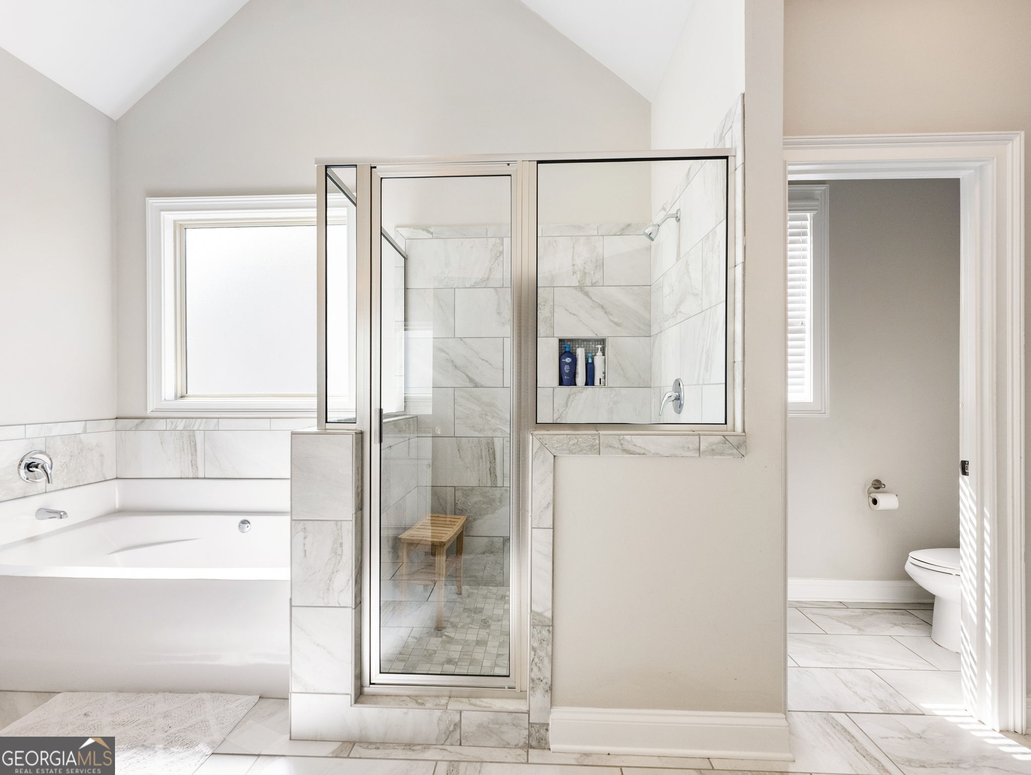 Hoschton, Georgia, 30548, United States, 5 Bedrooms Bedrooms, ,3 BathroomsBathrooms,Residential,For Sale,1986295