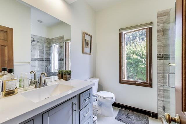 Barrington, Illinois, 60010, United States, 5 Bedrooms Bedrooms, ,6 BathroomsBathrooms,Residential,For Sale,2048661