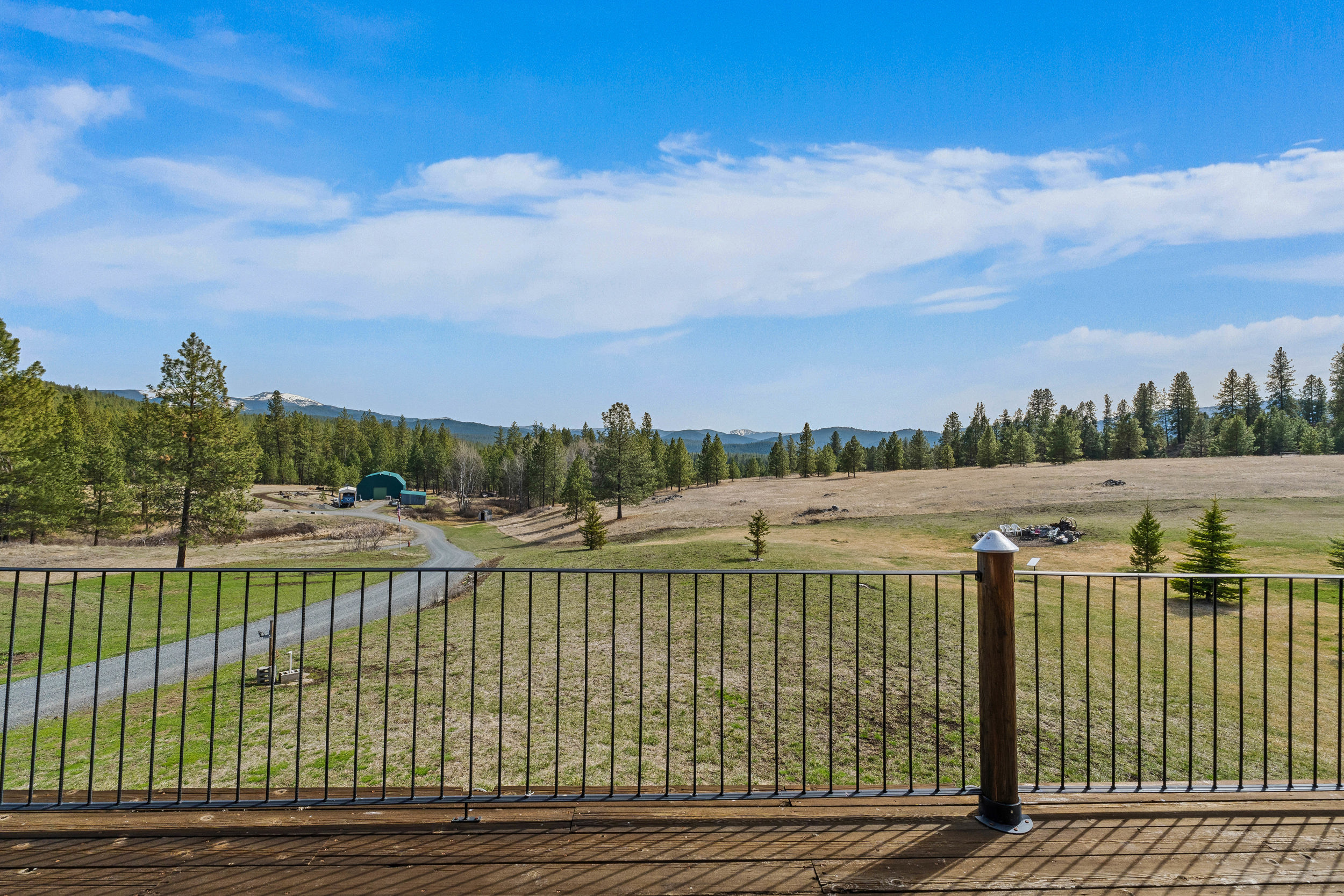 Colville, Washington, 99114, United States, 2 Bedrooms Bedrooms, ,3 BathroomsBathrooms,Residential,For Sale,1763209