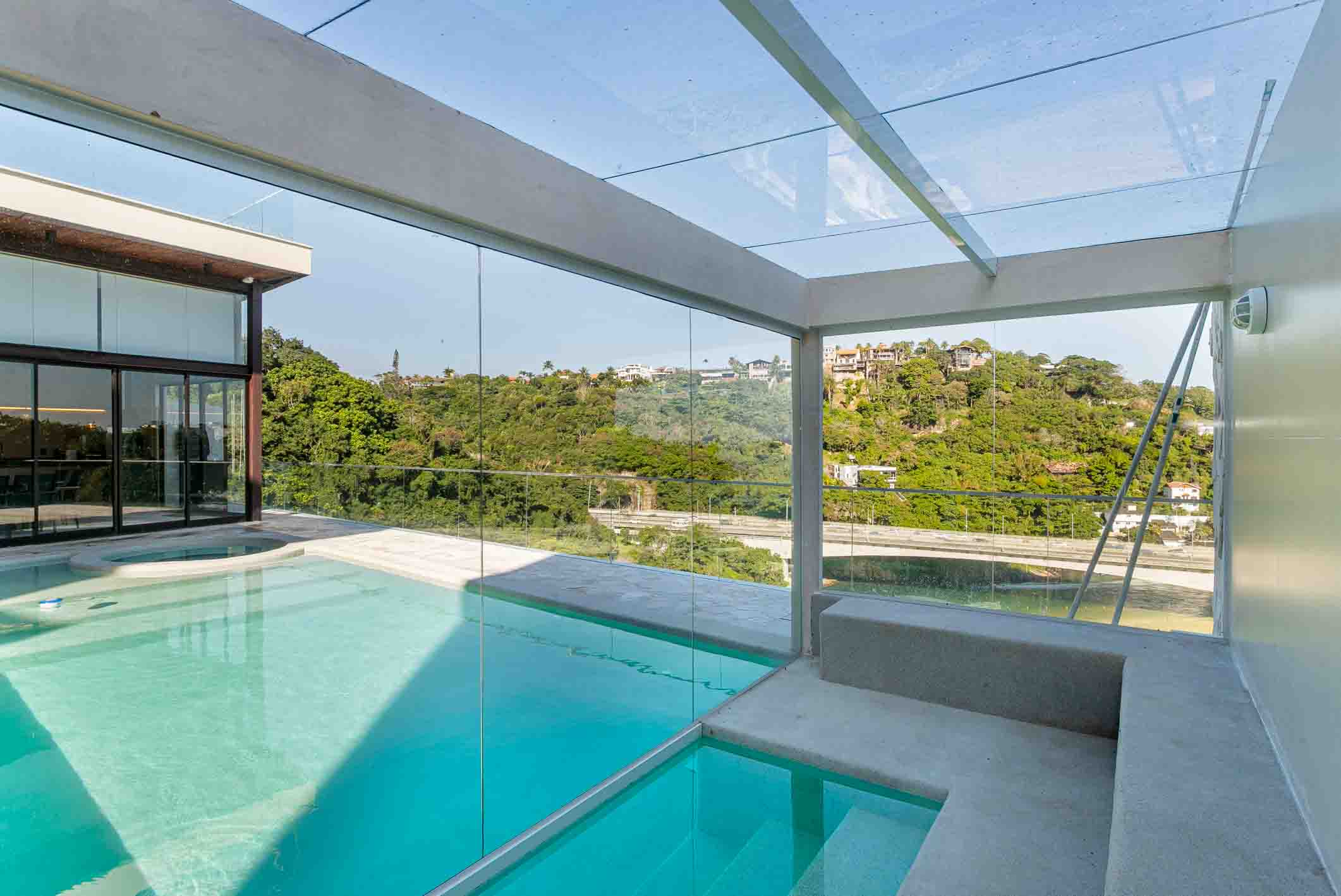  Ultra-Luxury residence in Joá with uninterrupted ocean views - 物件實景