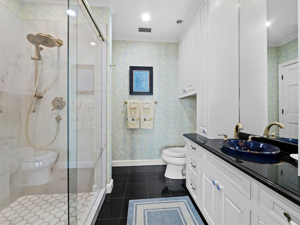 Longboat Key, Florida, 34228, United States, 8 Bedrooms Bedrooms, ,10 BathroomsBathrooms,Residential,For Sale,1997316