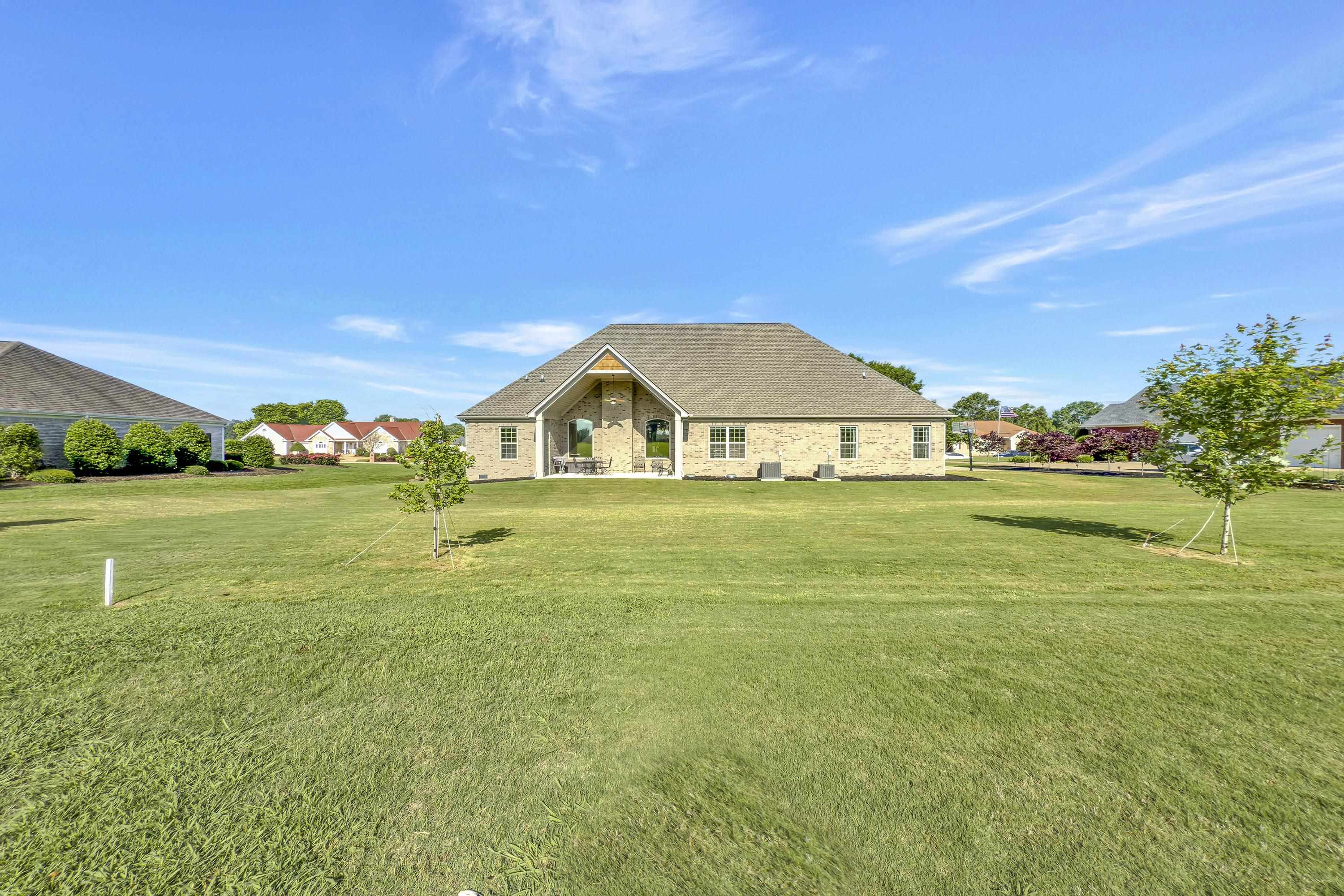 Campobello, South Carolina, 29322, United States, 4 Bedrooms Bedrooms, ,5 BathroomsBathrooms,Residential,For Sale,1828084