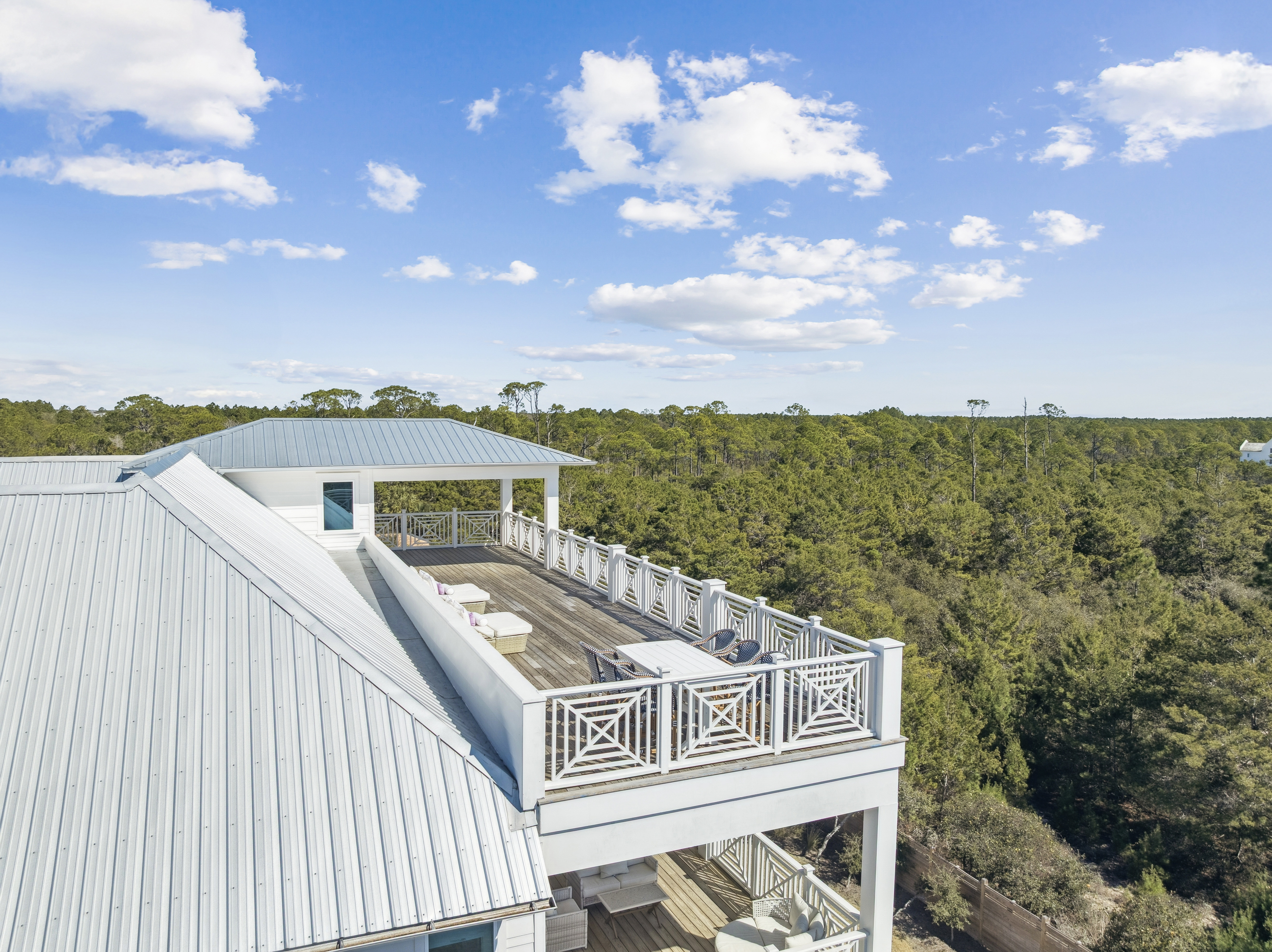  Contemporary Coastal Retreat With Deeded Beach Access - 物件實景