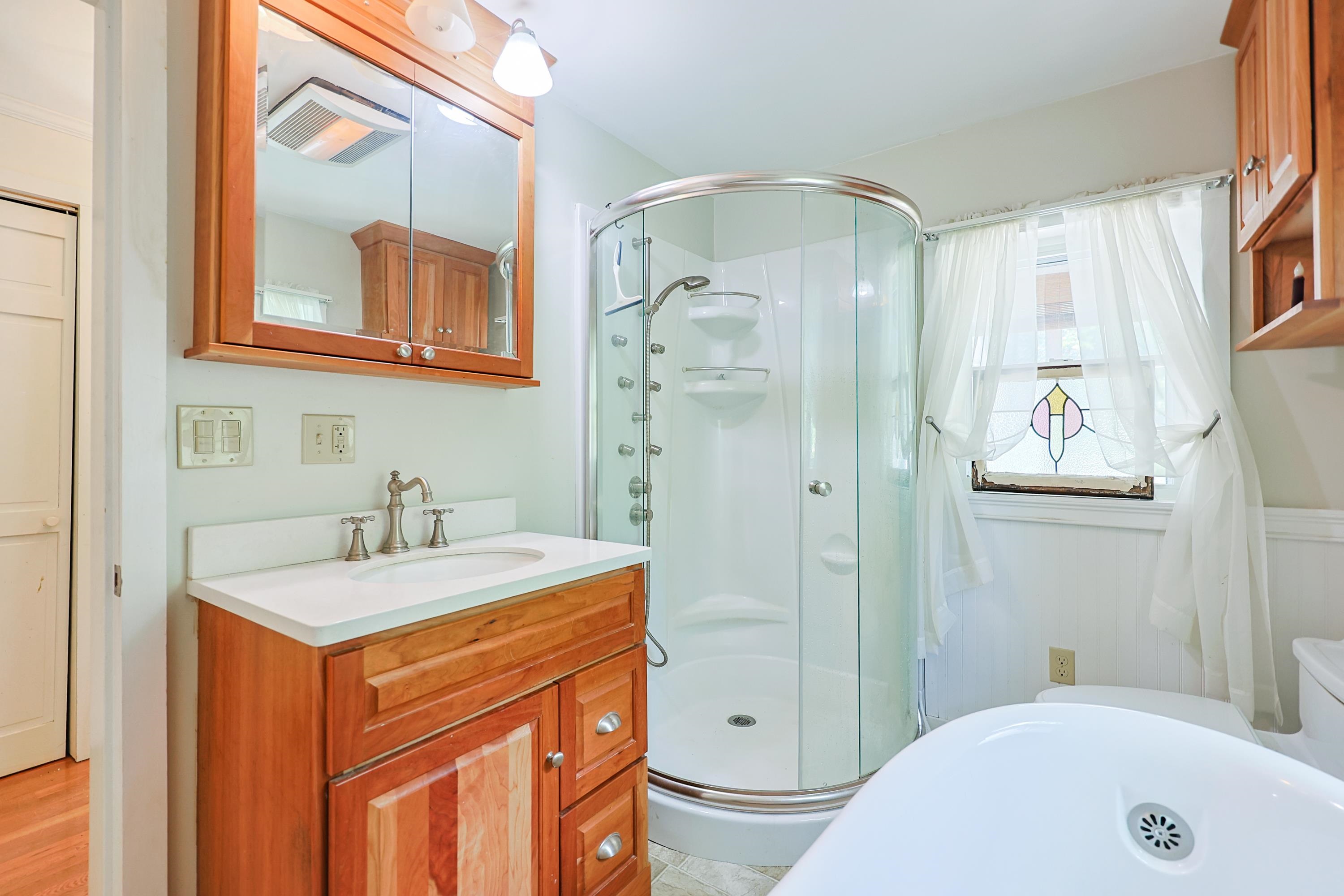 Ossipee, New Hampshire, 03814, United States, 2 Bedrooms Bedrooms, ,2 BathroomsBathrooms,Residential,For Sale,1895643