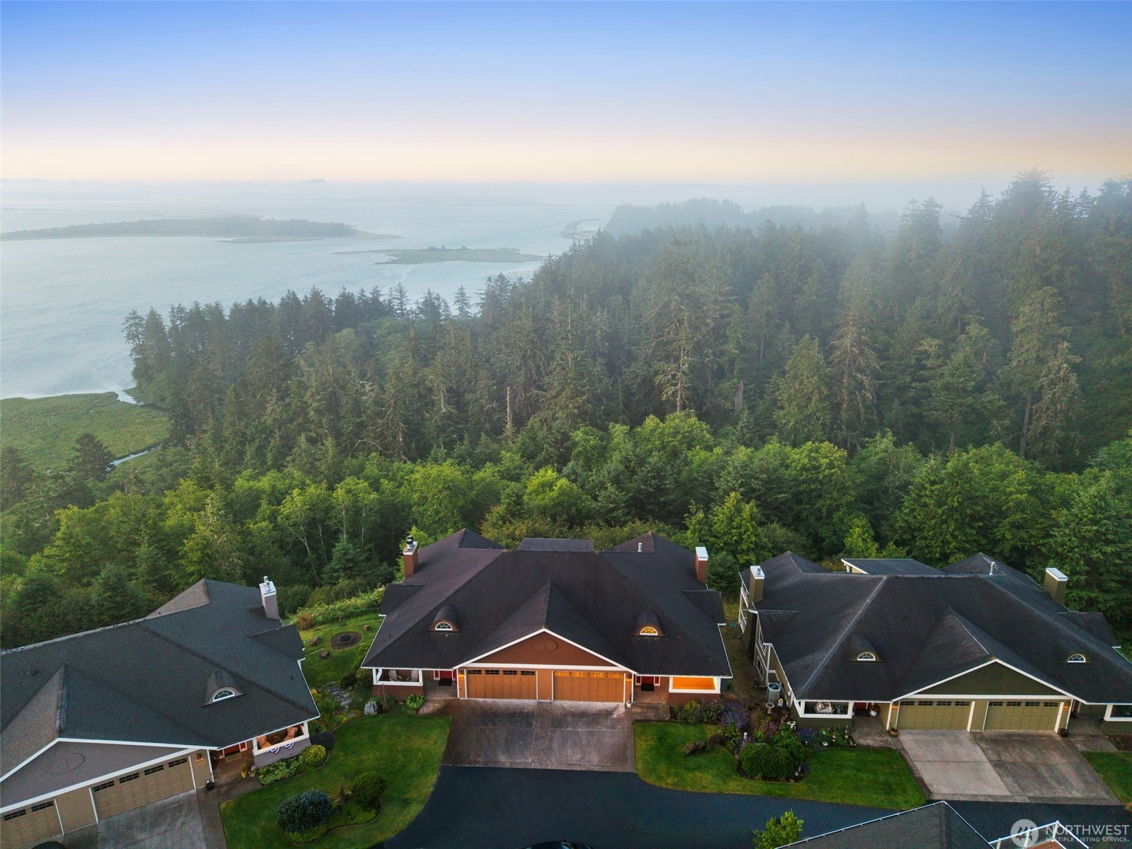 Ilwaco, Washington, 98624, United States, 3 Bedrooms Bedrooms, ,3 BathroomsBathrooms,Residential,For Sale,1978270