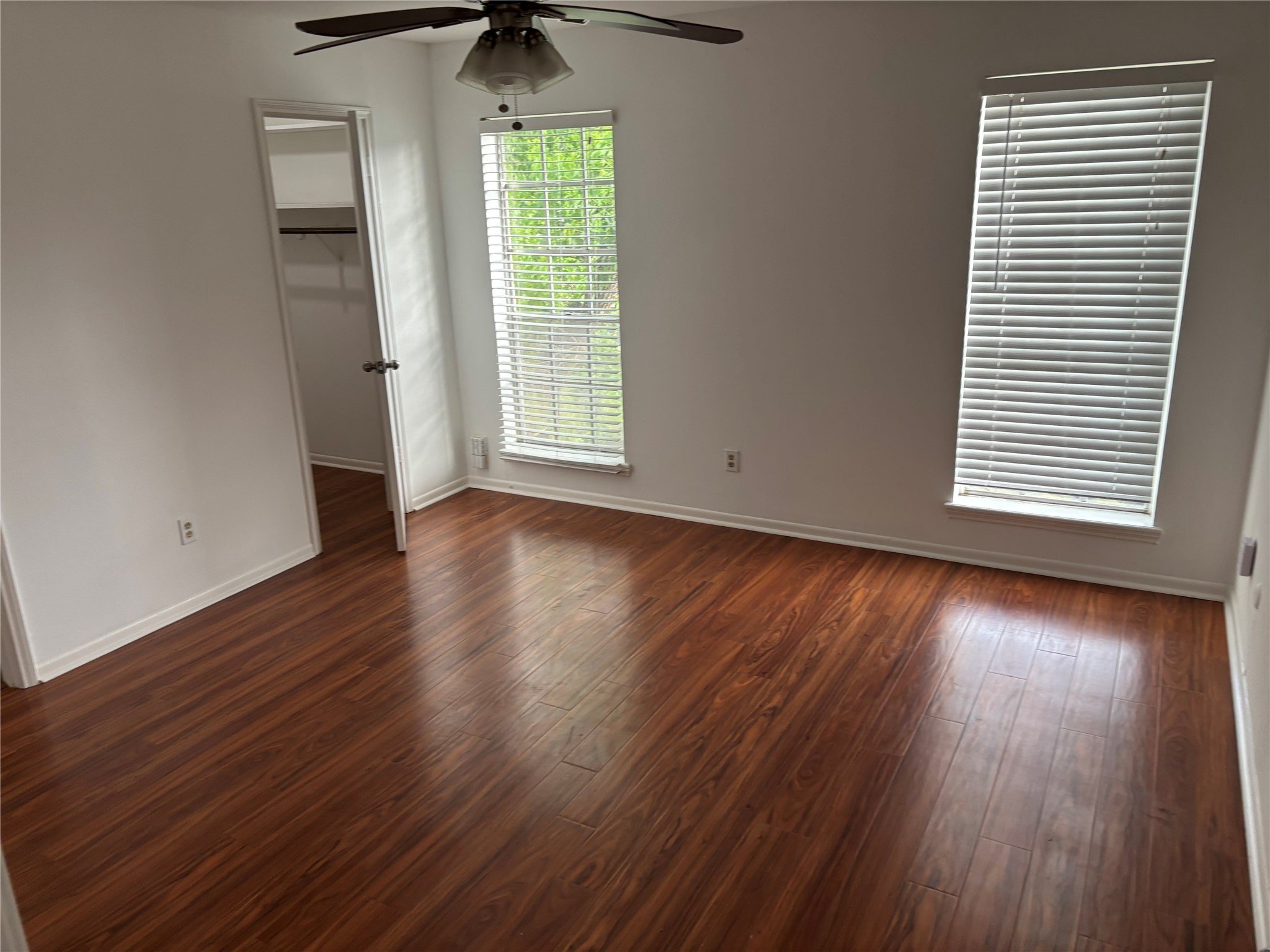 Houston, Texas, 77057, United States, 3 Bedrooms Bedrooms, ,3 BathroomsBathrooms,Residential,For Sale,1921662