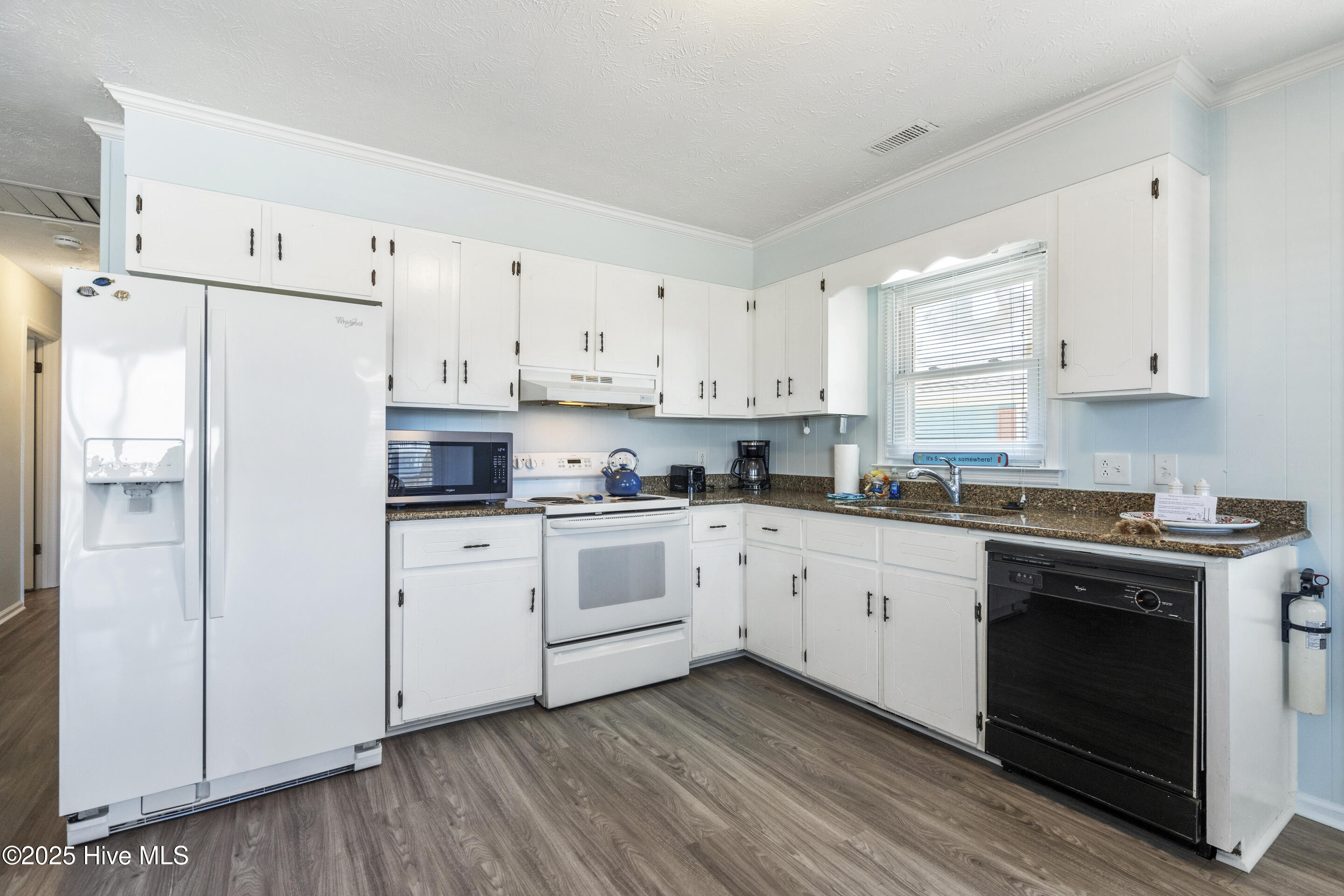 Surf City, North Carolina, 28445, United States, 3 Bedrooms Bedrooms, ,2 BathroomsBathrooms,Residential,For Sale,1794333