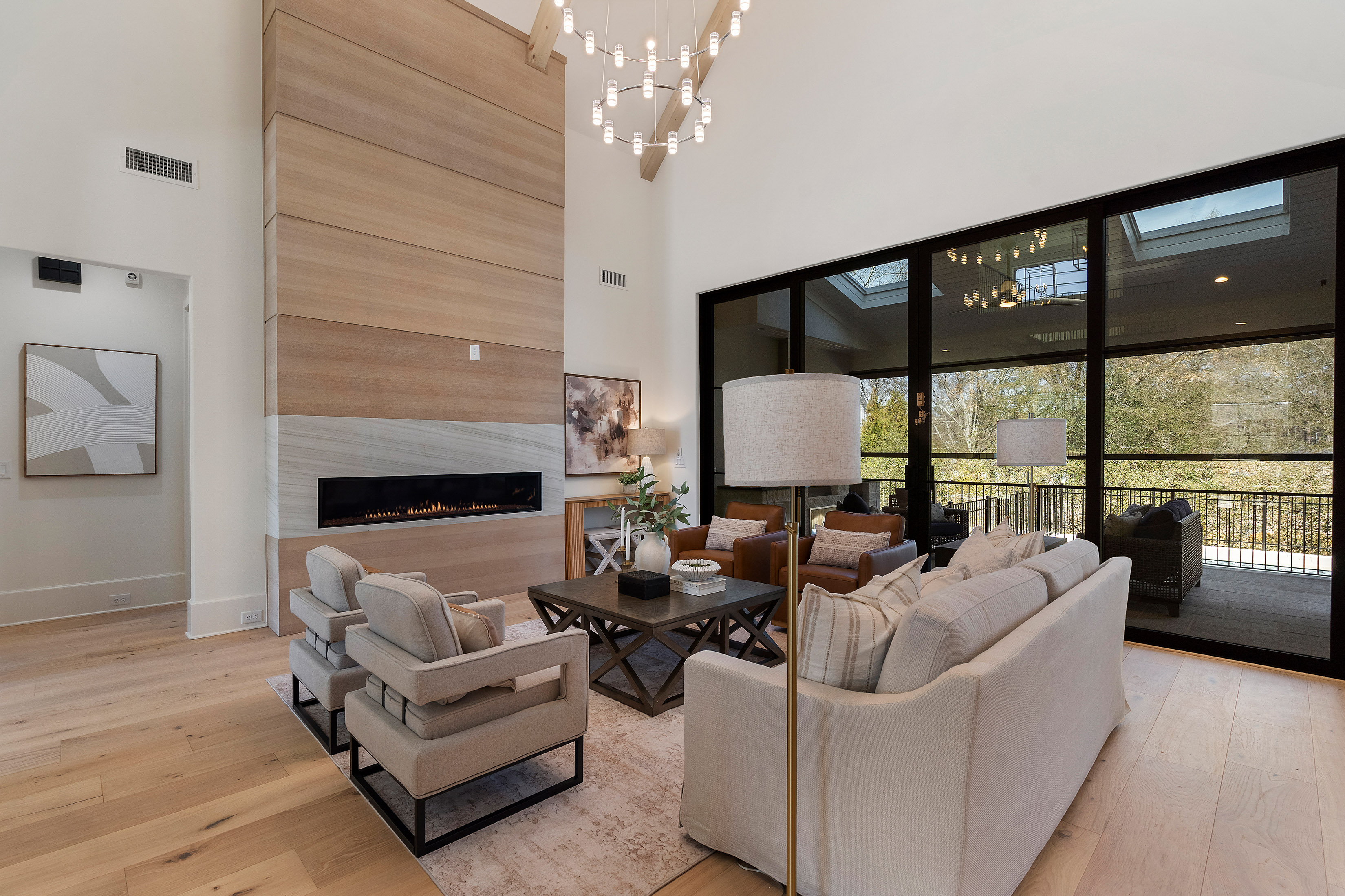  Exceptional New Home Located in Sought-After Communities in Downtown Alpharetta - 物件實景