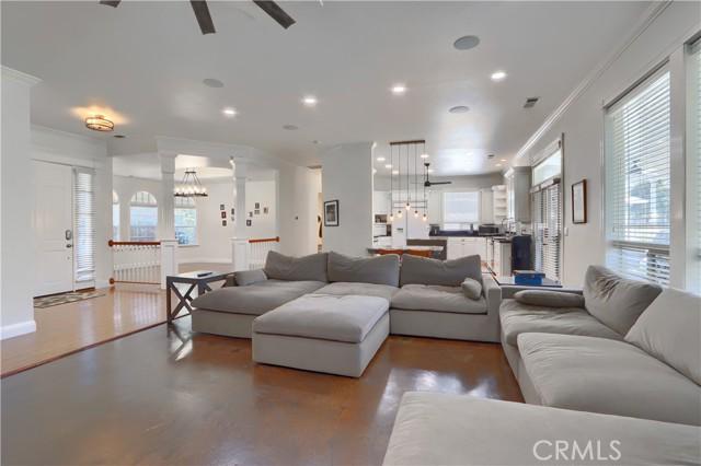 Ahwahnee, California, 93601, United States, 5 Bedrooms Bedrooms, ,4 BathroomsBathrooms,Residential,For Sale,1979004