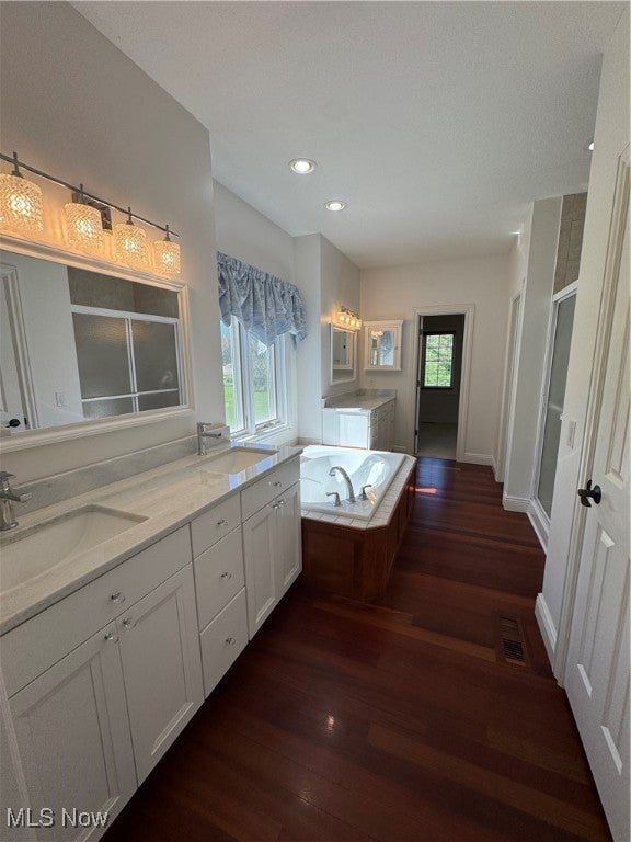 Concord, Ohio, 44077, United States, 5 Bedrooms Bedrooms, ,6 BathroomsBathrooms,Residential,For Sale,1984086