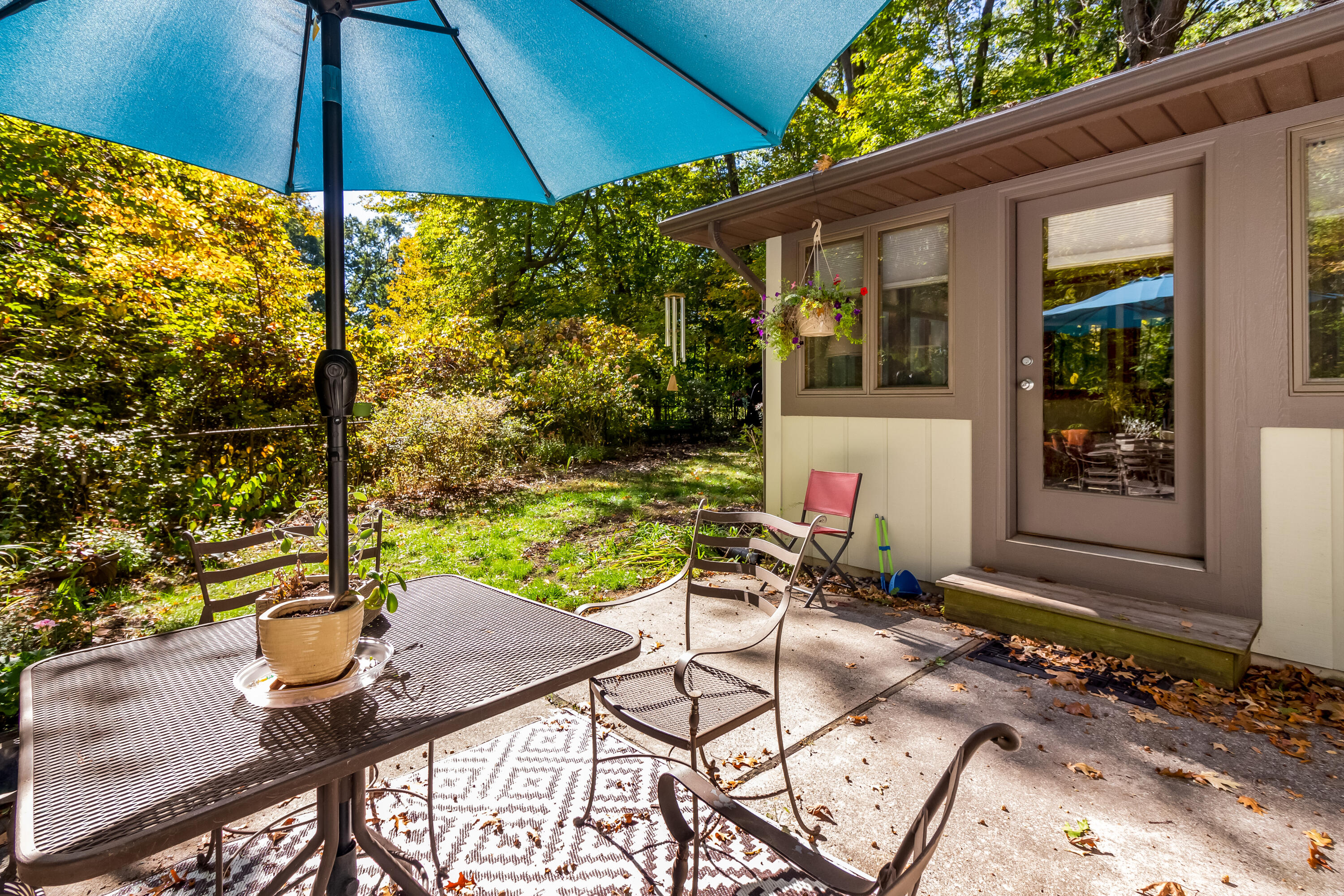 Fennville, Michigan, 49408, United States, 3 Bedrooms Bedrooms, ,3 BathroomsBathrooms,Residential,For Sale,1974475