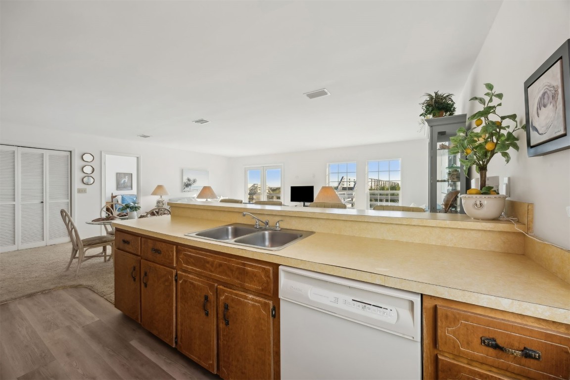 Fernandina Beach, Florida, 32034, United States, 3 Bedrooms Bedrooms, ,2 BathroomsBathrooms,Residential,For Sale,1985659