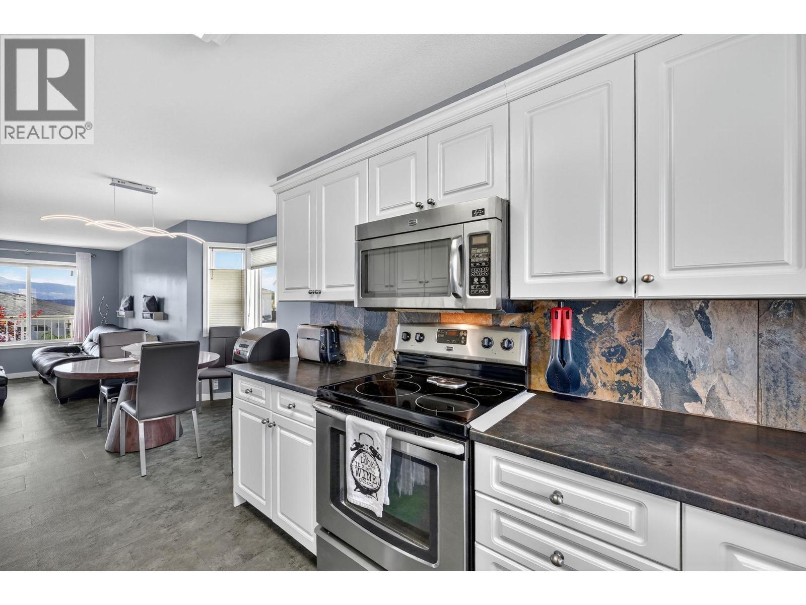 KELOWNA, British Columbia, V1X 7T6, CA, 4 Bedrooms Bedrooms, ,2 BathroomsBathrooms,Residential,For Sale,1918347