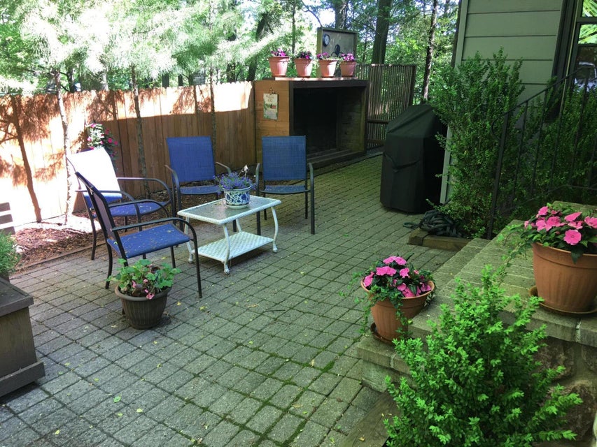 Rhine, Wisconsin, 53020, United States, 3 Bedrooms Bedrooms, ,4 BathroomsBathrooms,Residential,For Sale,1982629