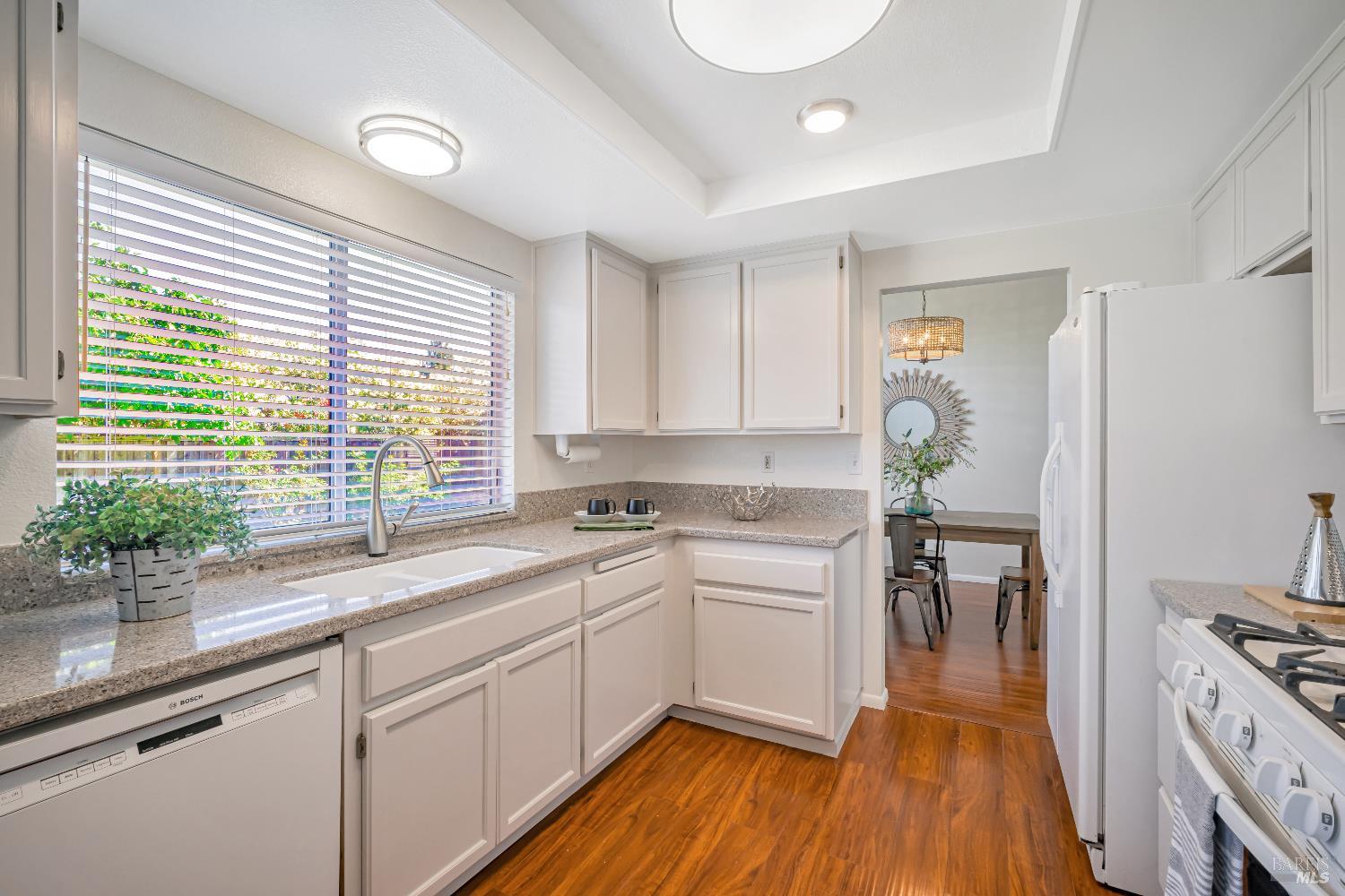 Windsor, California, 95492, United States, 3 Bedrooms Bedrooms, ,3 BathroomsBathrooms,Residential,For Sale,1925439
