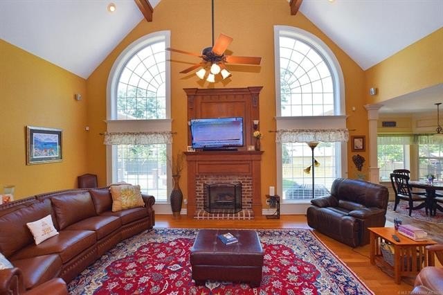 Tahlequah, Oklahoma, 74464, United States, 5 Bedrooms Bedrooms, ,5 BathroomsBathrooms,Residential,For Sale,1977859