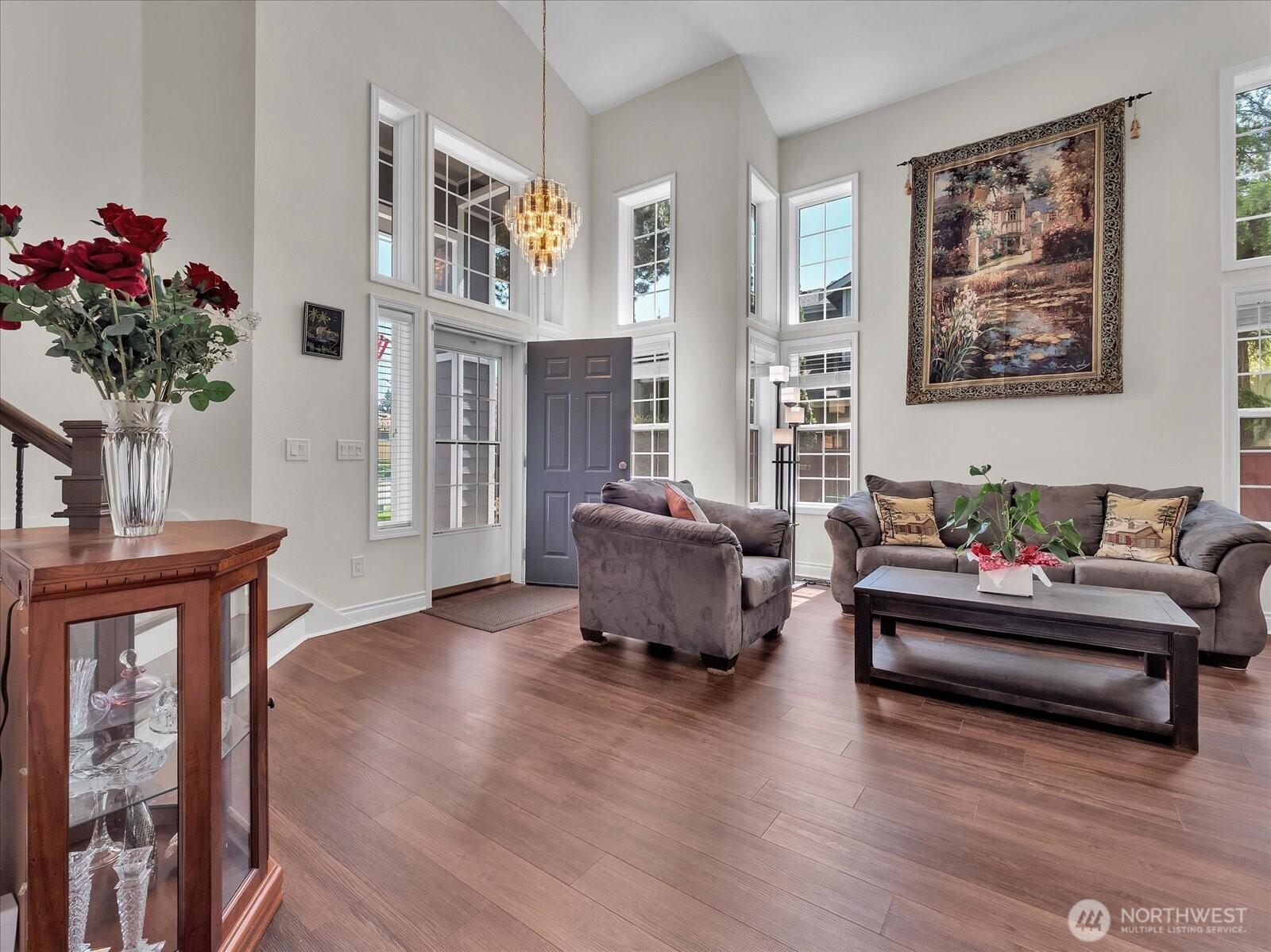 FEDERAL WAY, Washington, 98003, United States, 5 Bedrooms Bedrooms, ,3 BathroomsBathrooms,Residential,For Sale,1876499