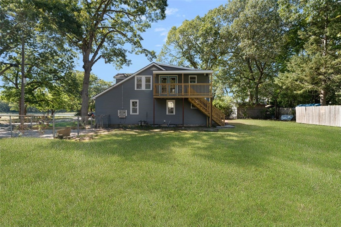 Warwick, Rhode Island, 02889, United States, 4 Bedrooms Bedrooms, ,2 BathroomsBathrooms,Residential,For Sale,1988287