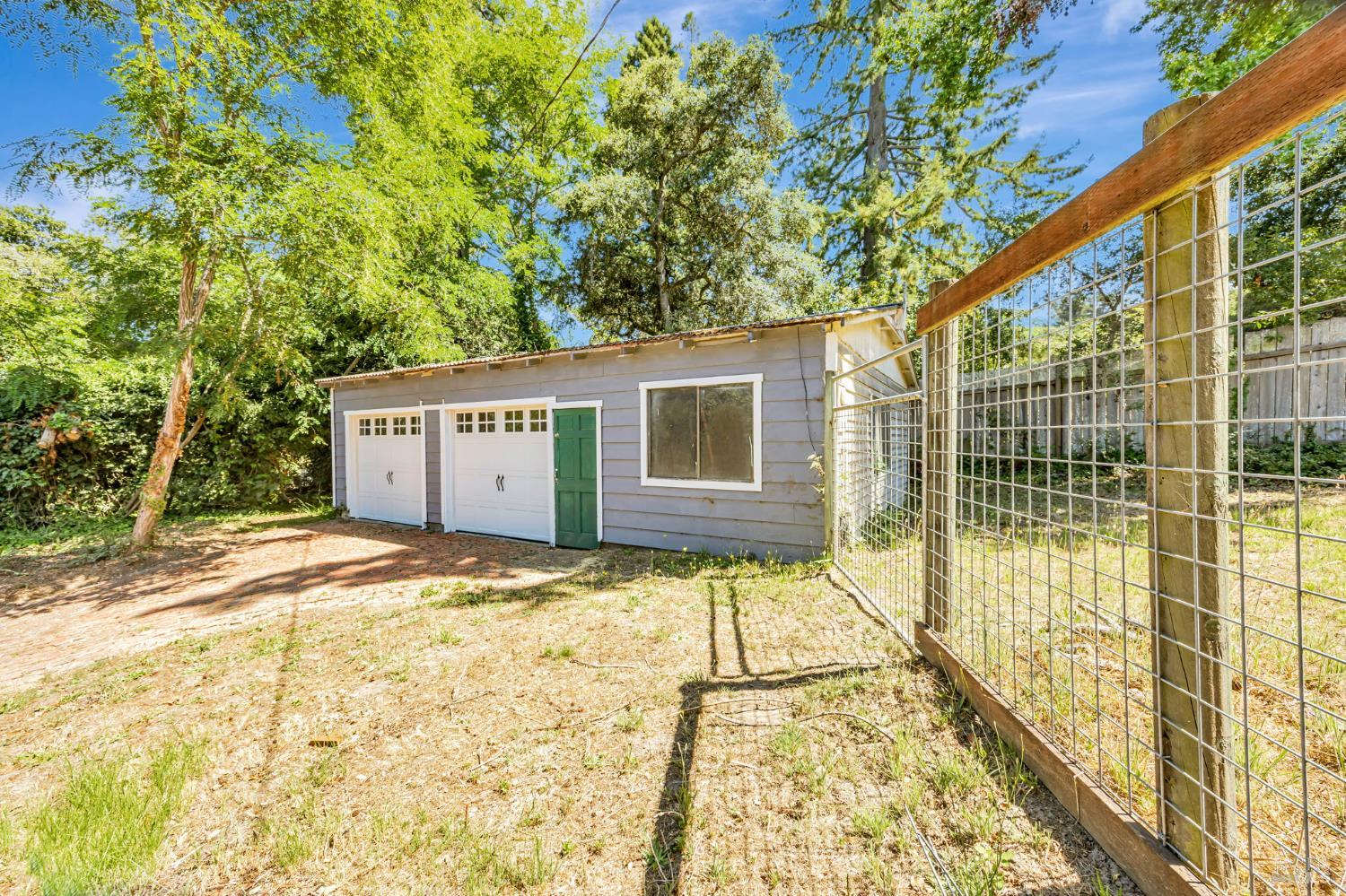 Sebastopol, California, 95472, United States, 3 Bedrooms Bedrooms, ,3 BathroomsBathrooms,Residential,For Sale,1903540