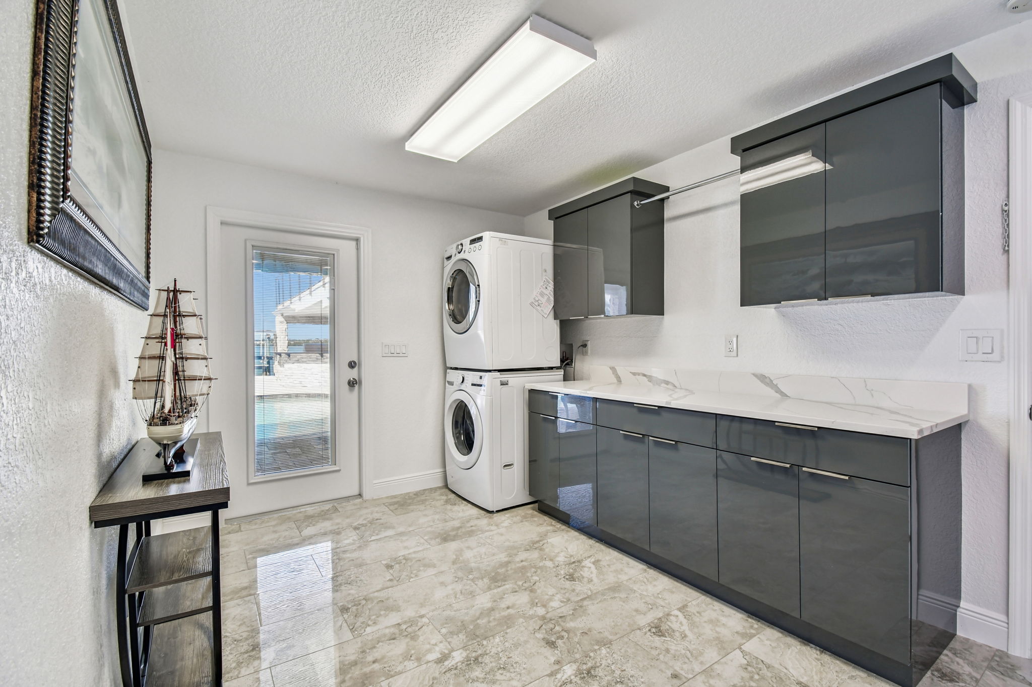 Madeira Beach, Florida, 33708, United States, 6 Bedrooms Bedrooms, ,6 BathroomsBathrooms,Residential,For Sale,1975666