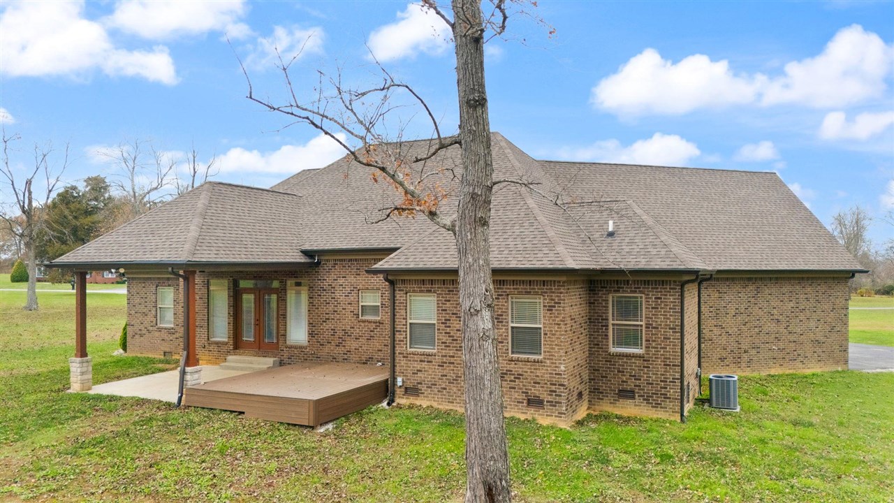 Smiths Grove, Kentucky, 42171, United States, 4 Bedrooms Bedrooms, ,3 BathroomsBathrooms,Residential,For Sale,1901805