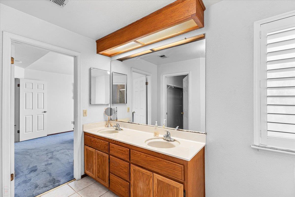 Ceres, California, 95307, United States, 4 Bedrooms Bedrooms, ,3 BathroomsBathrooms,Residential,For Sale,1938445