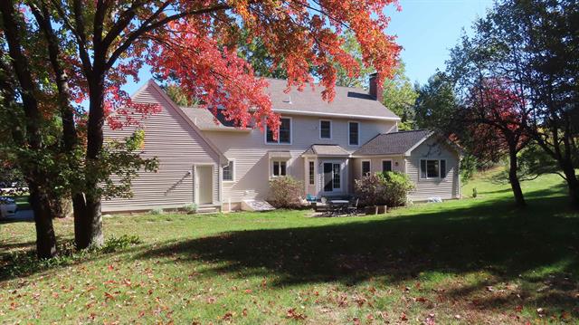 Bow, New Hampshire, 03304, United States, 4 Bedrooms Bedrooms, ,3 BathroomsBathrooms,Residential,For Sale,1900583